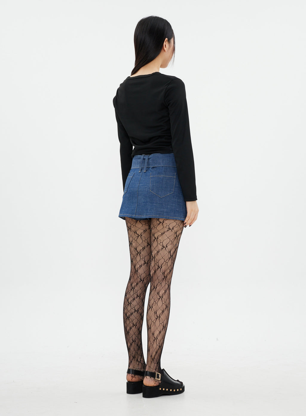 Cropped Long Sleeve T Shirt with Graphic Print K2302