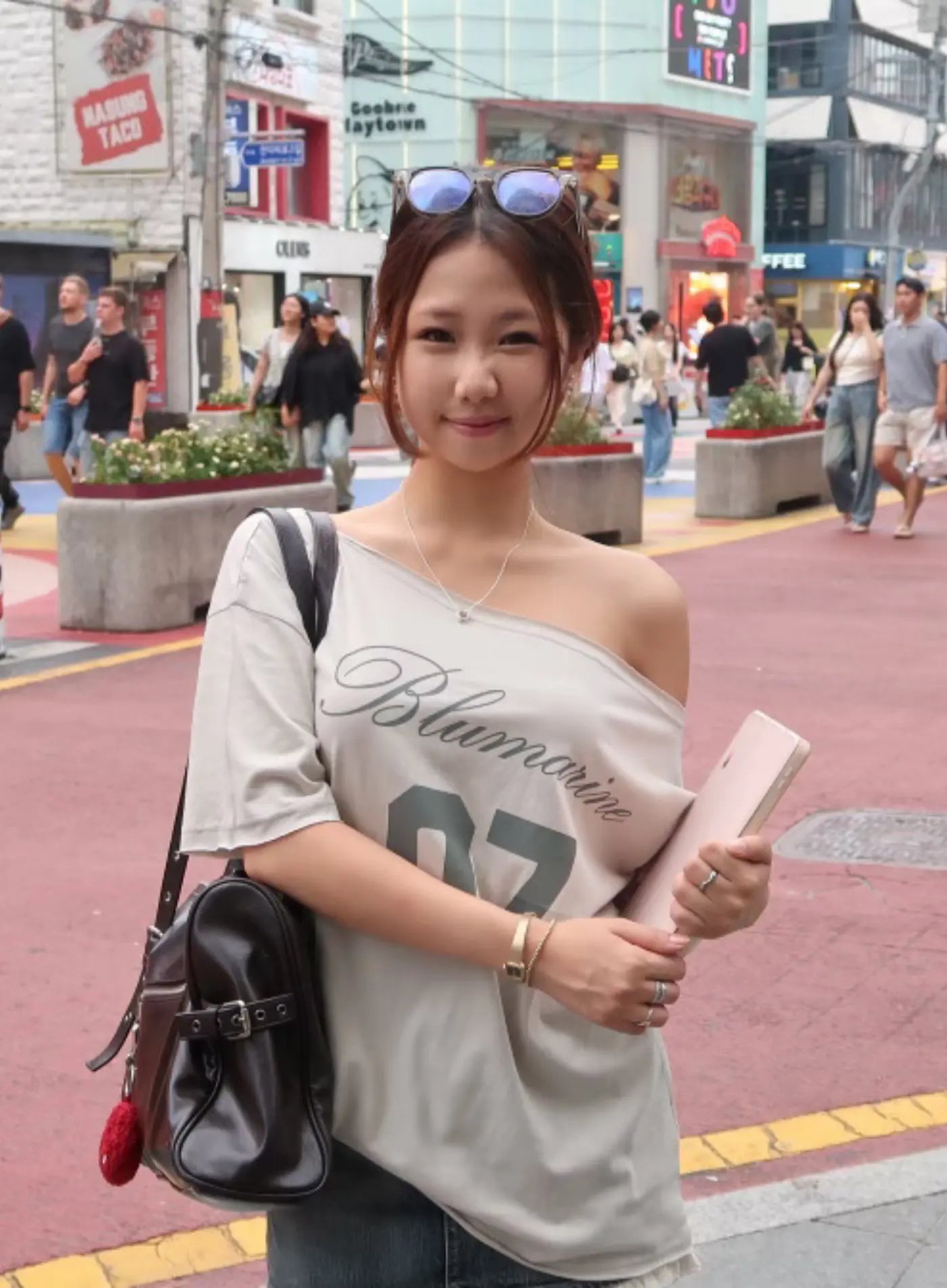 Casual Off-Shoulder Graphic Tee CL518