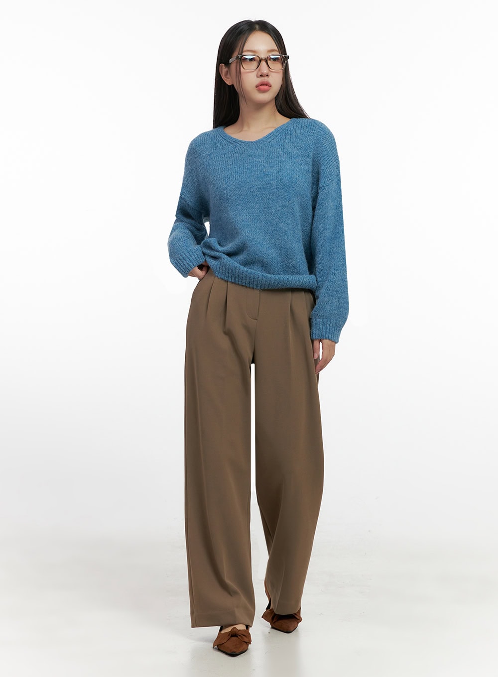 Long Sleeve V-Neck Sweater IN415