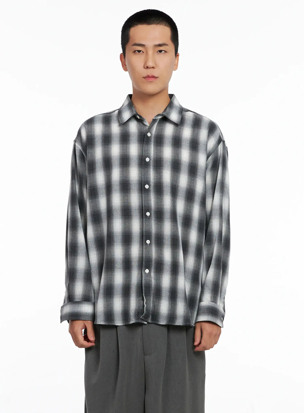 Men's Checkered Button-Up Shirt IS502
