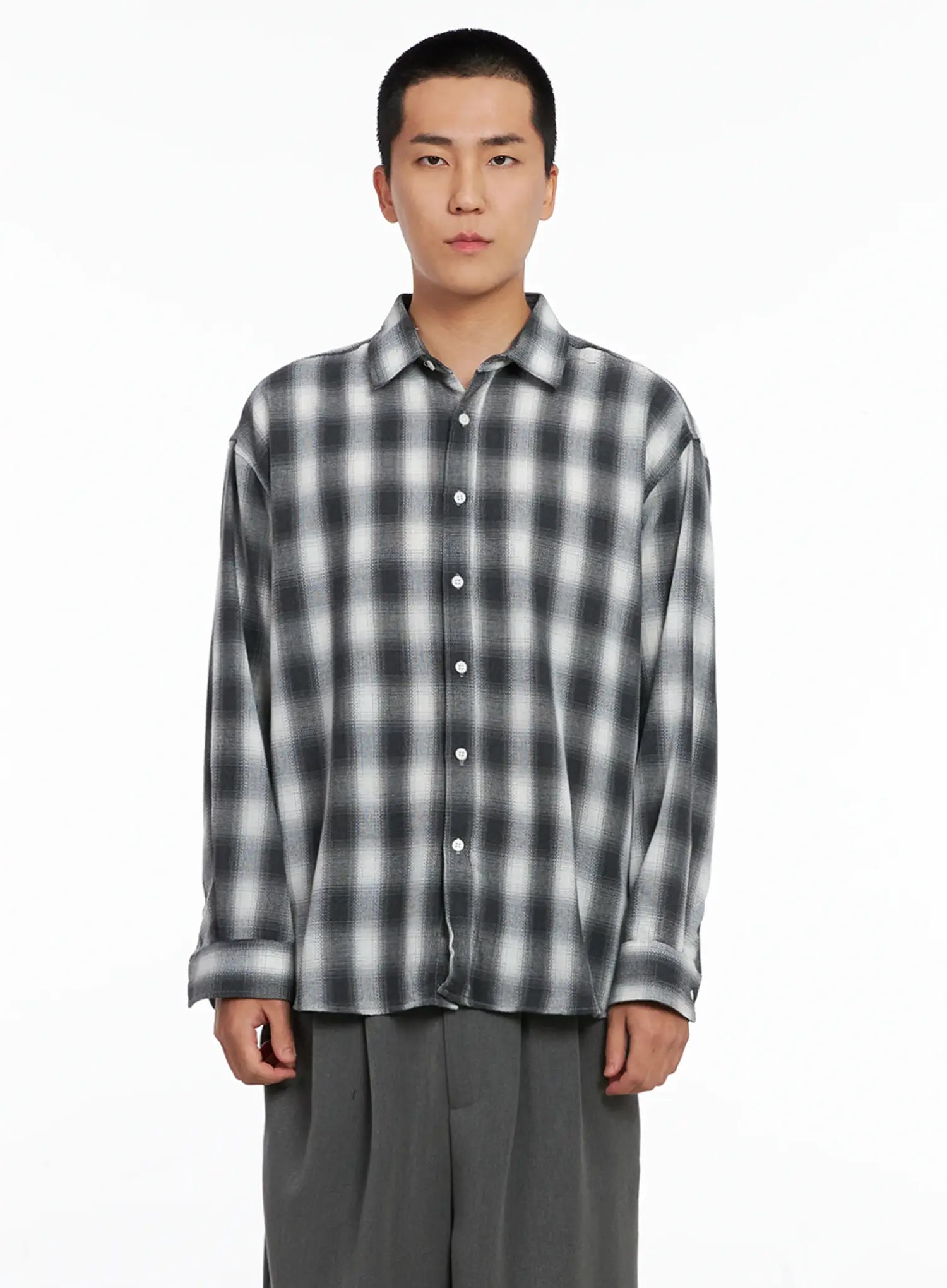 Men's Checkered Button-Up Shirt IS502