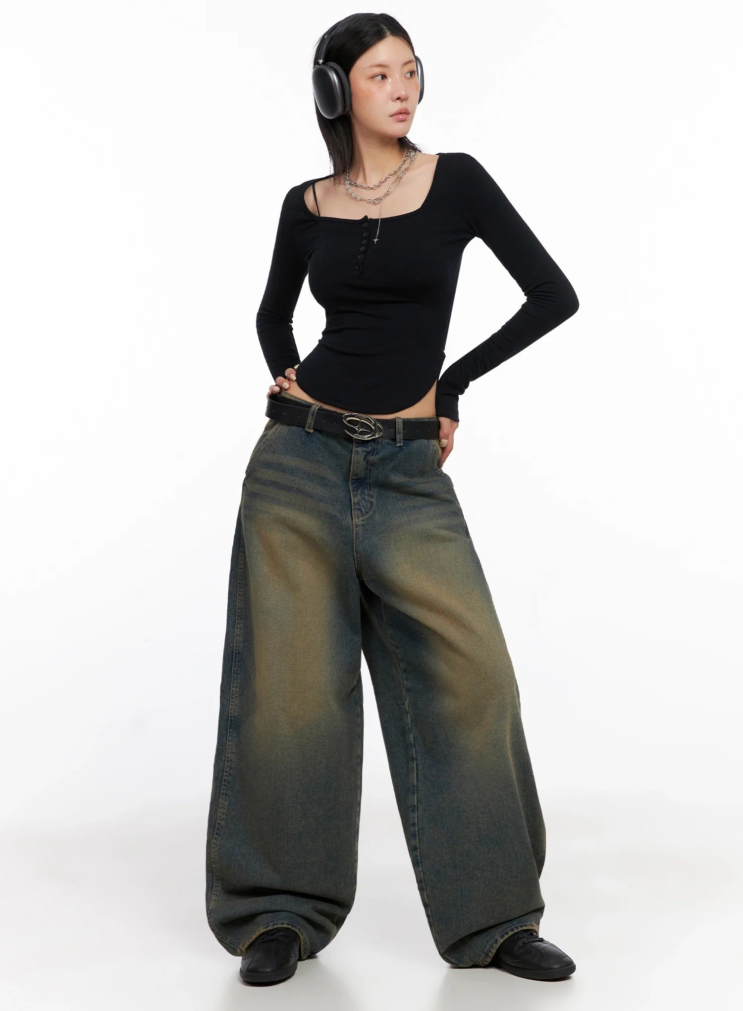 Long Sleeve Square Neck Top IS508