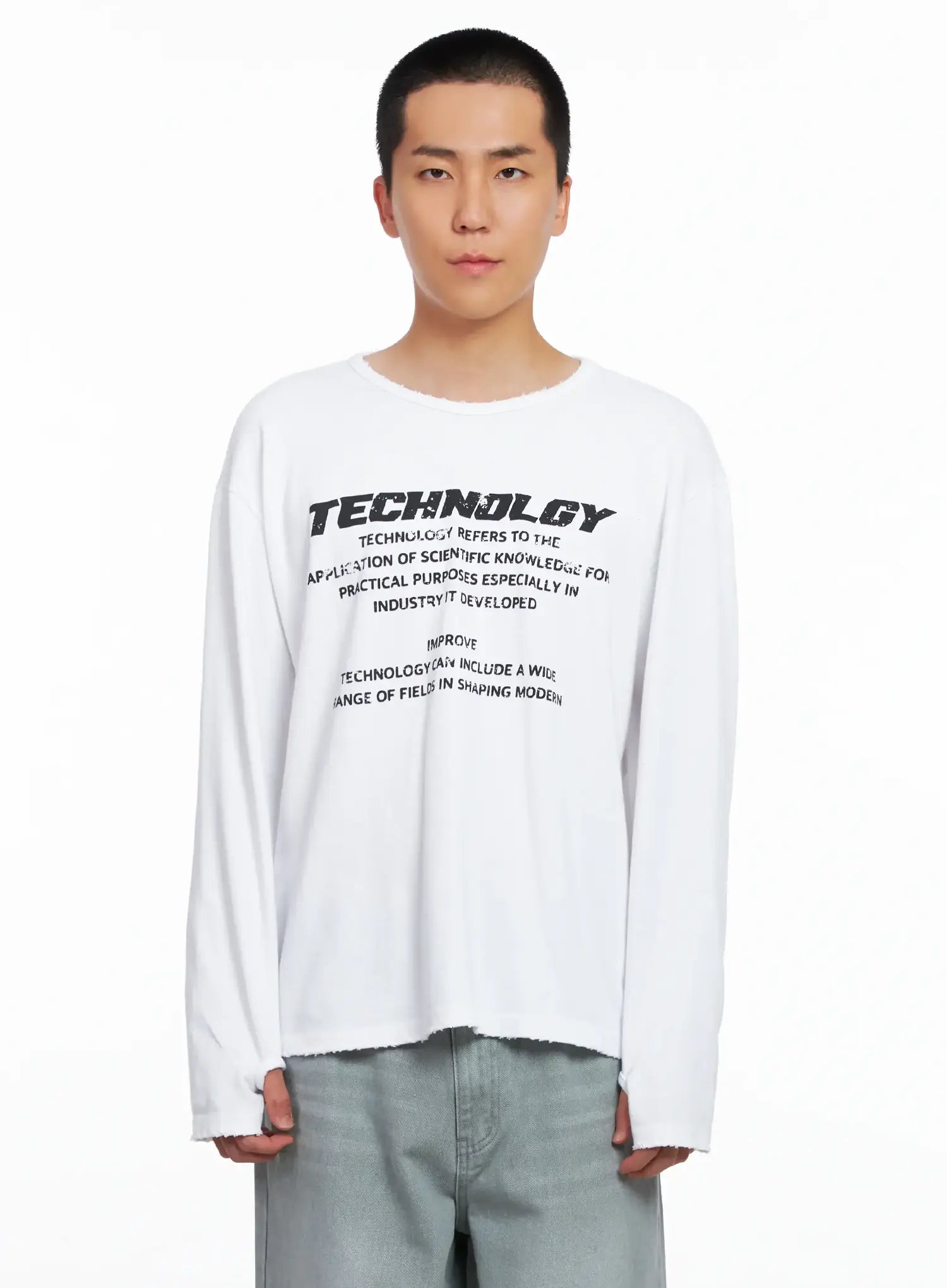 Men's Tech Graphic Long Sleeve Tee IS509