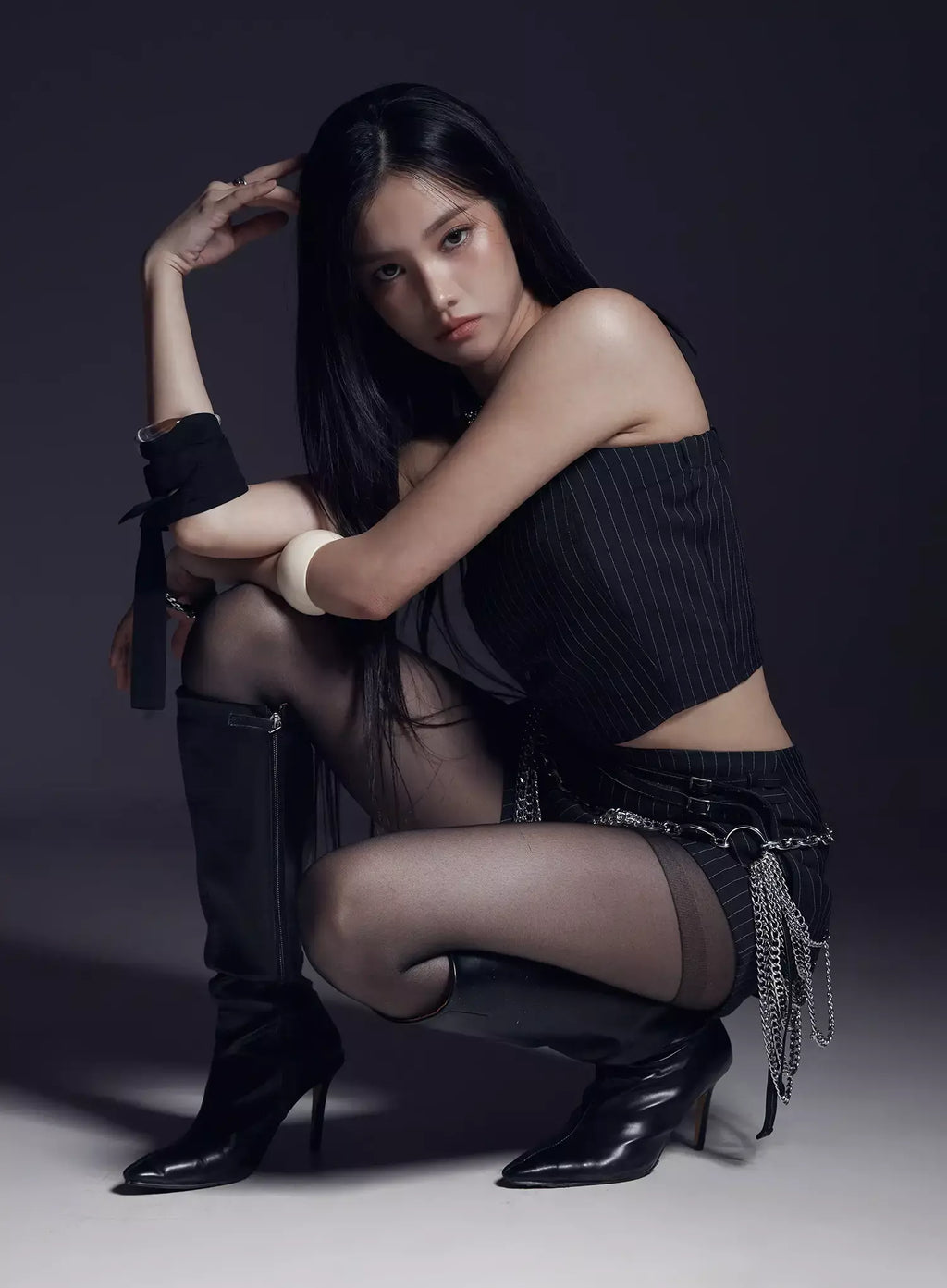 One-Shoulder Asymmetric Striped Crop Top IS525