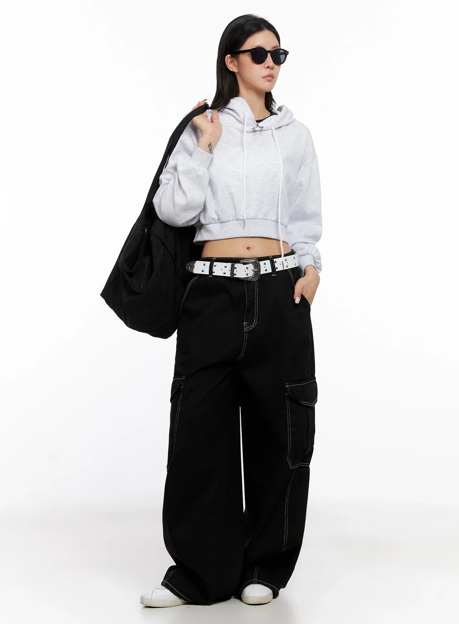 Cropped Essential Hoodie IS515