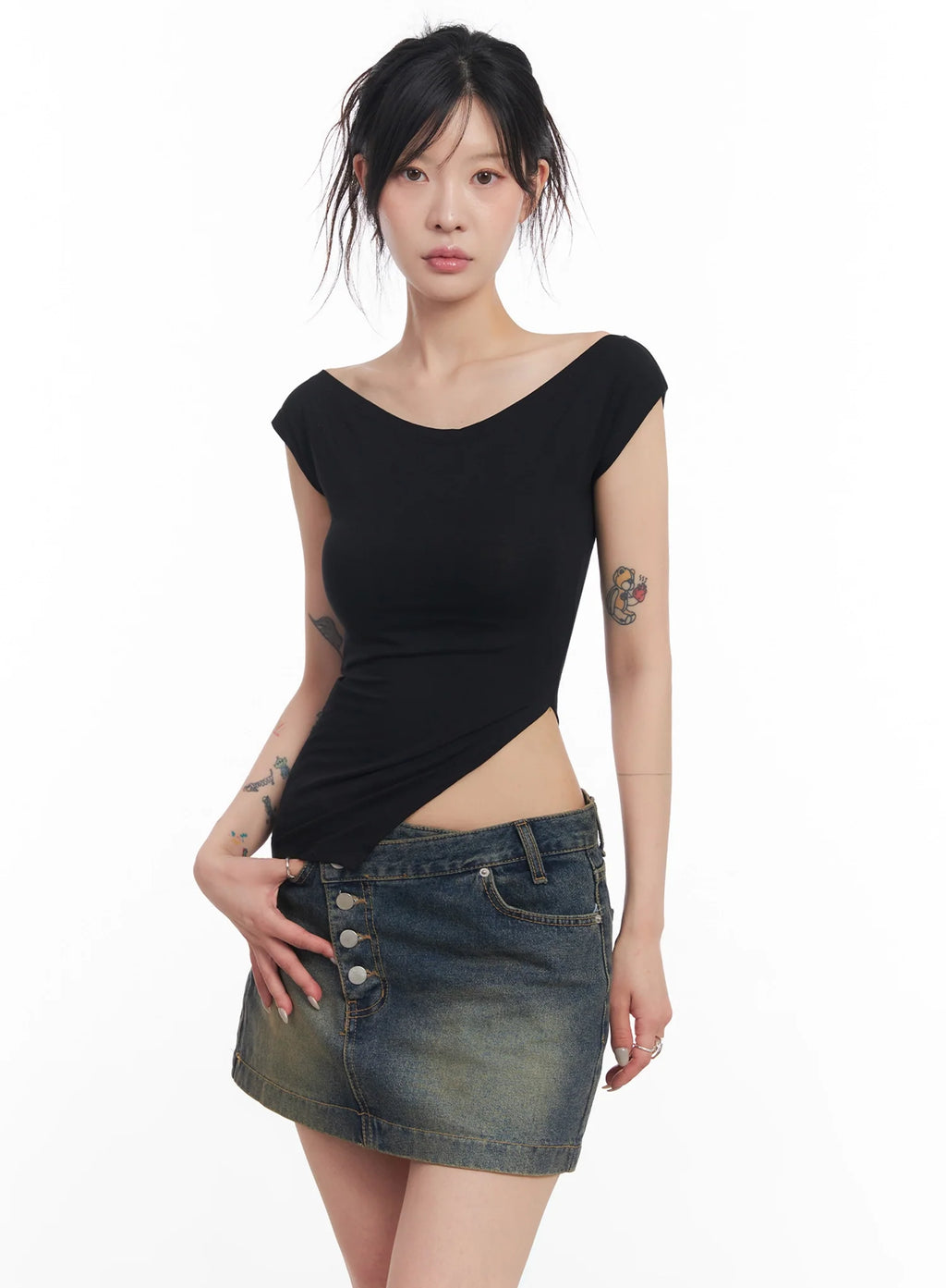 Slit Off-Shoulder Tee IC503