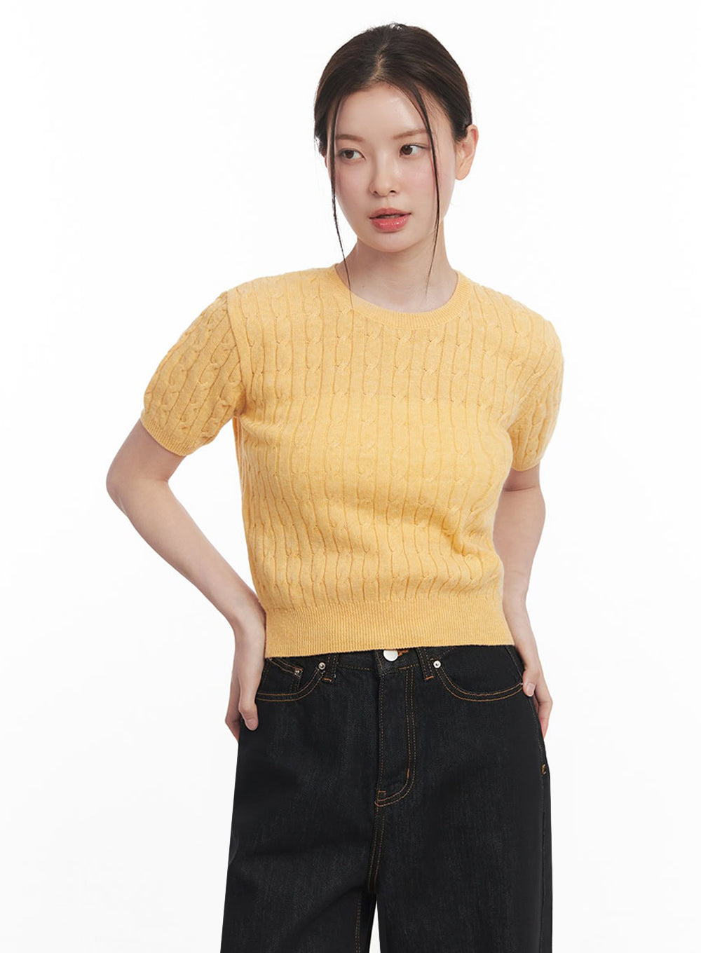 Cable-Knit Crop Top IY513