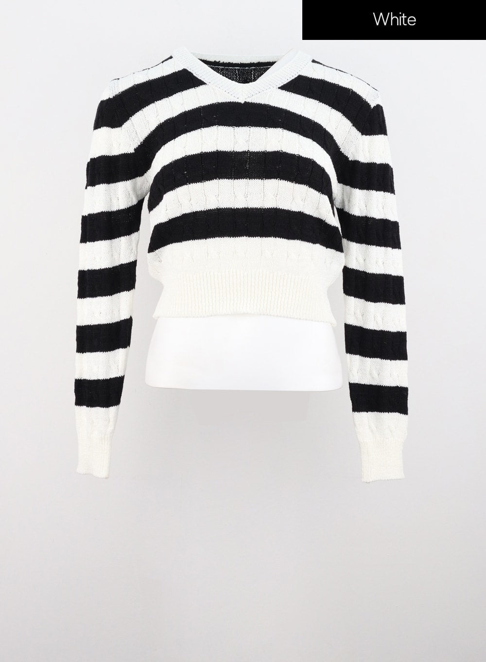 Striped V-Neck Sweater IS307