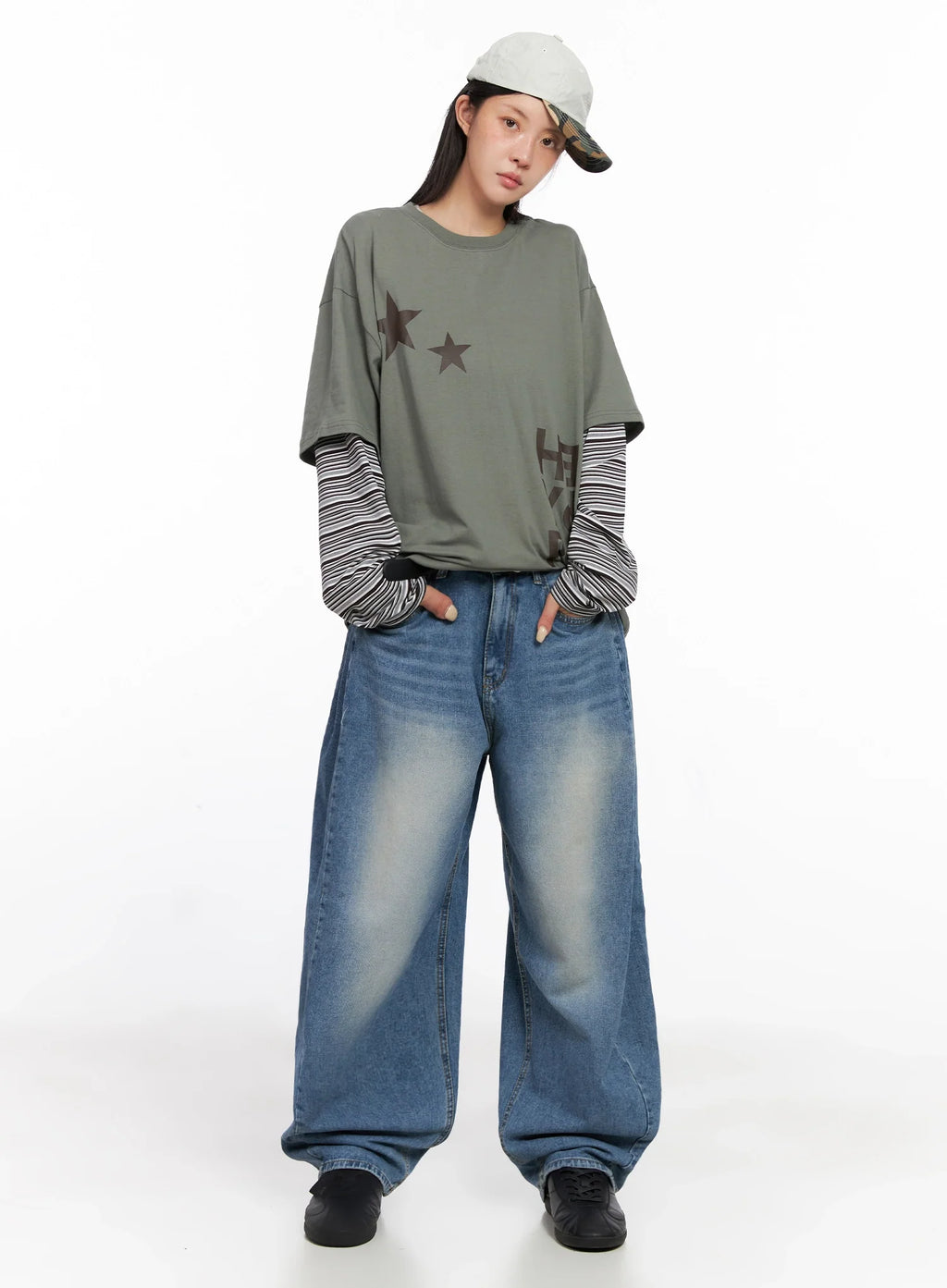 Layered Star Print Long Sleeve Tee IS515