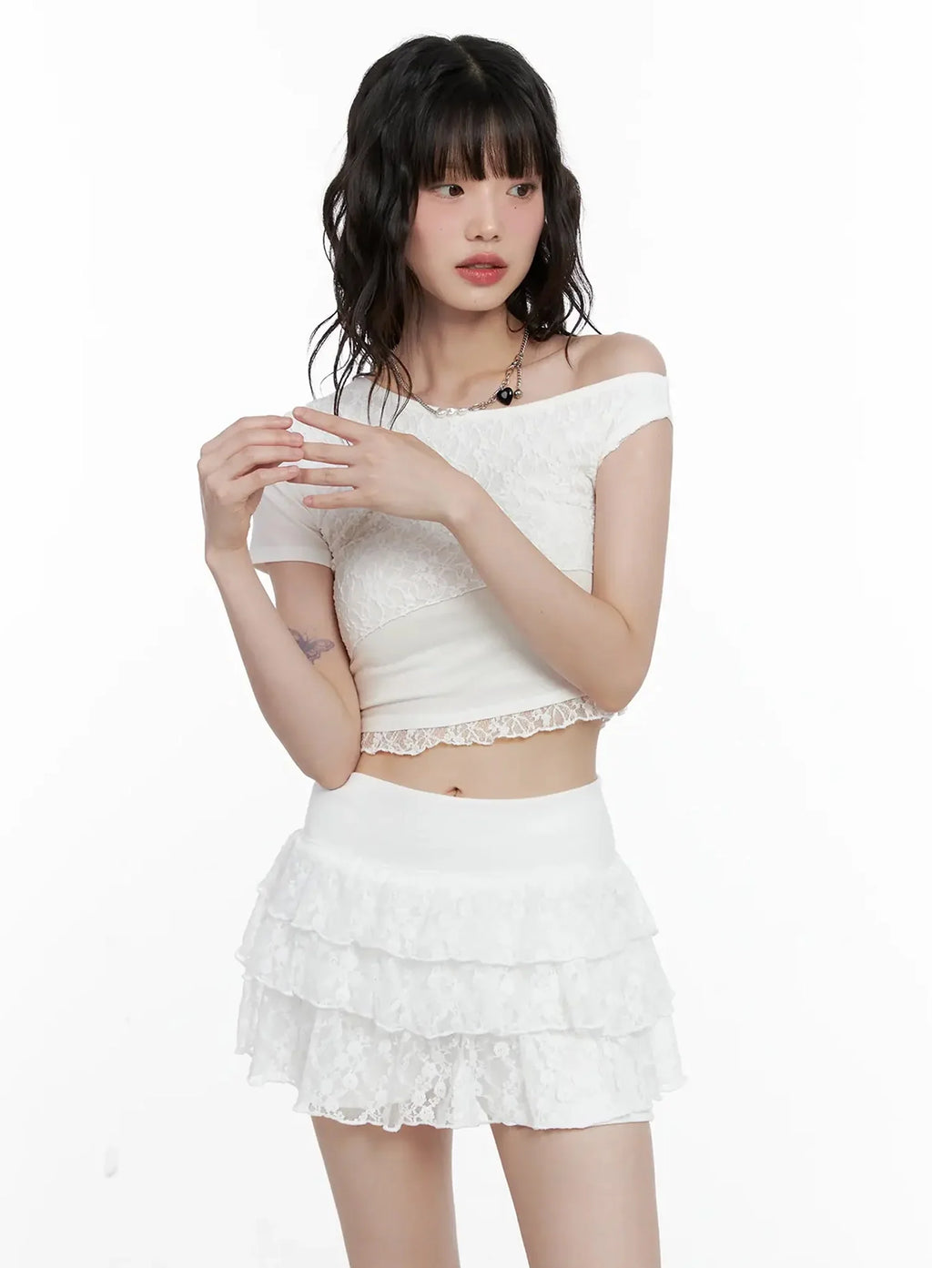 Asymmetric Off-Shoulder Lace-Trim Top IL531