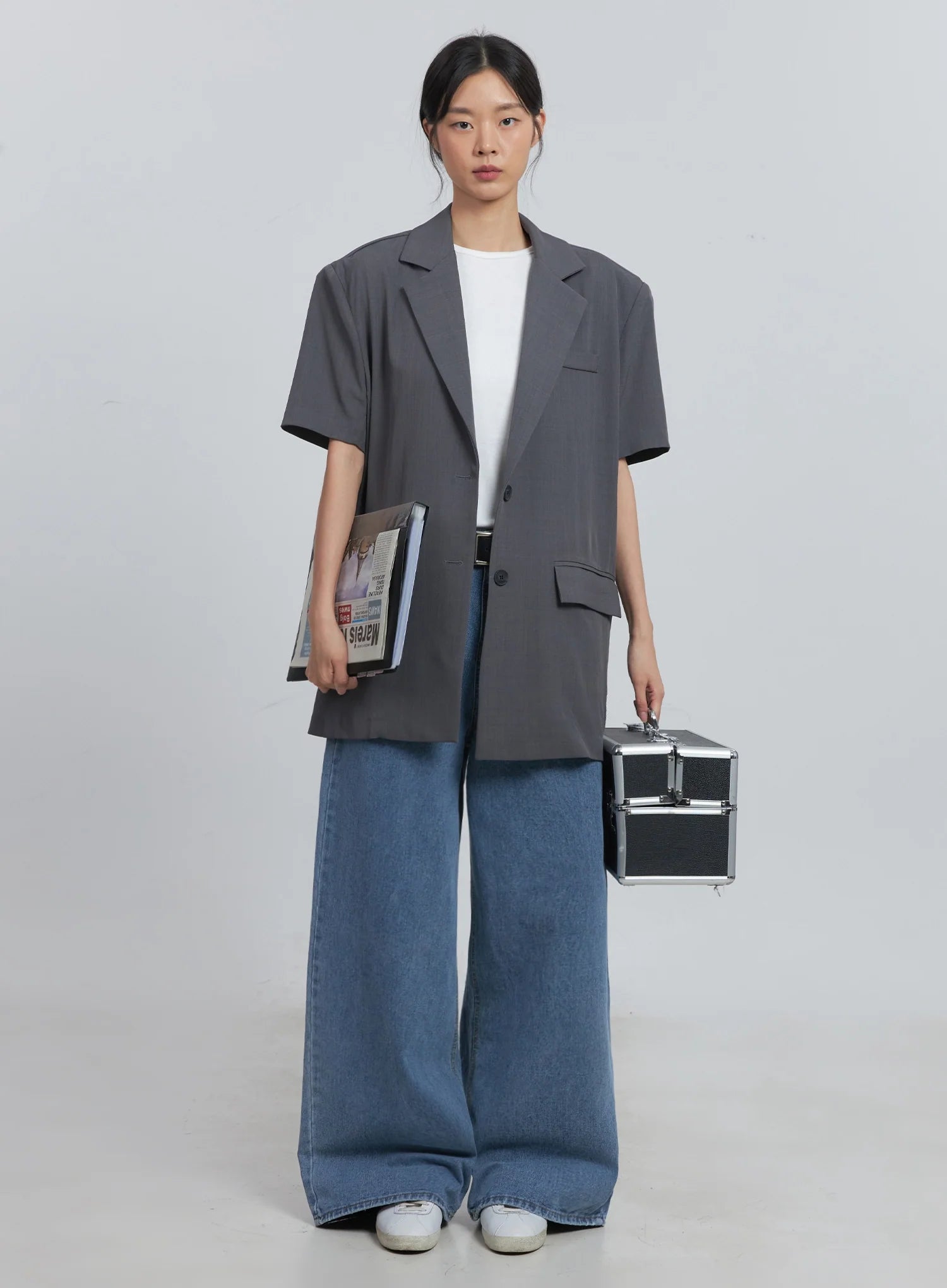 Basic Short-Sleeve Blazer (Dark Gray) IU512