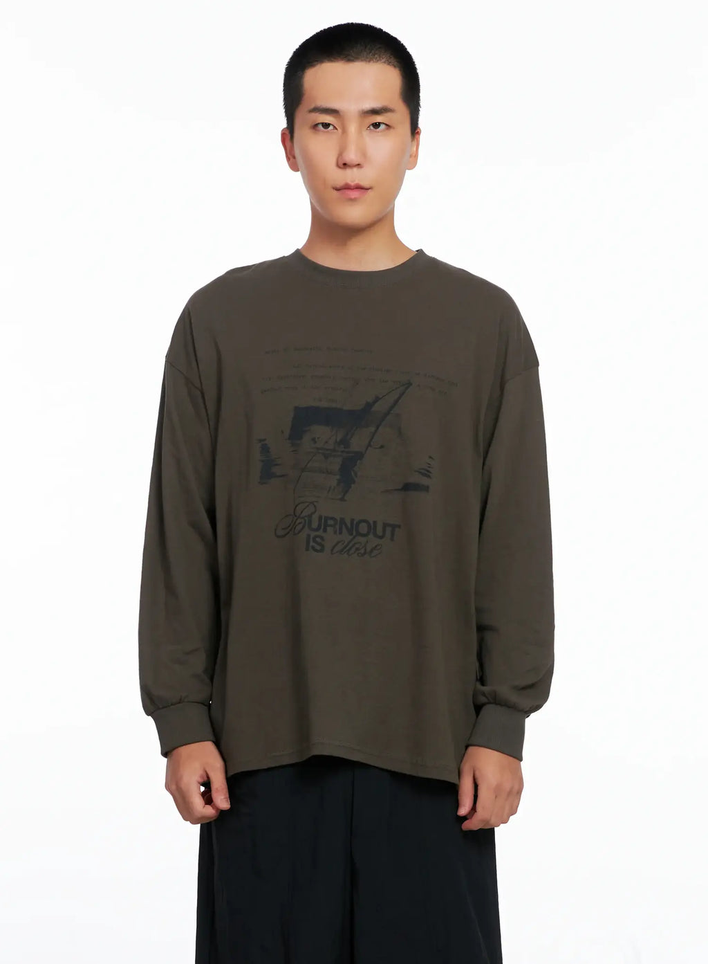 Men's Graphic Long Sleeve Tee IS509