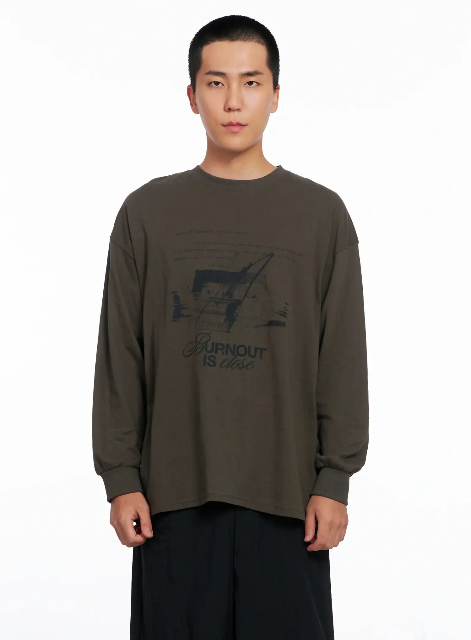 Men's Graphic Long Sleeve Tee IS509