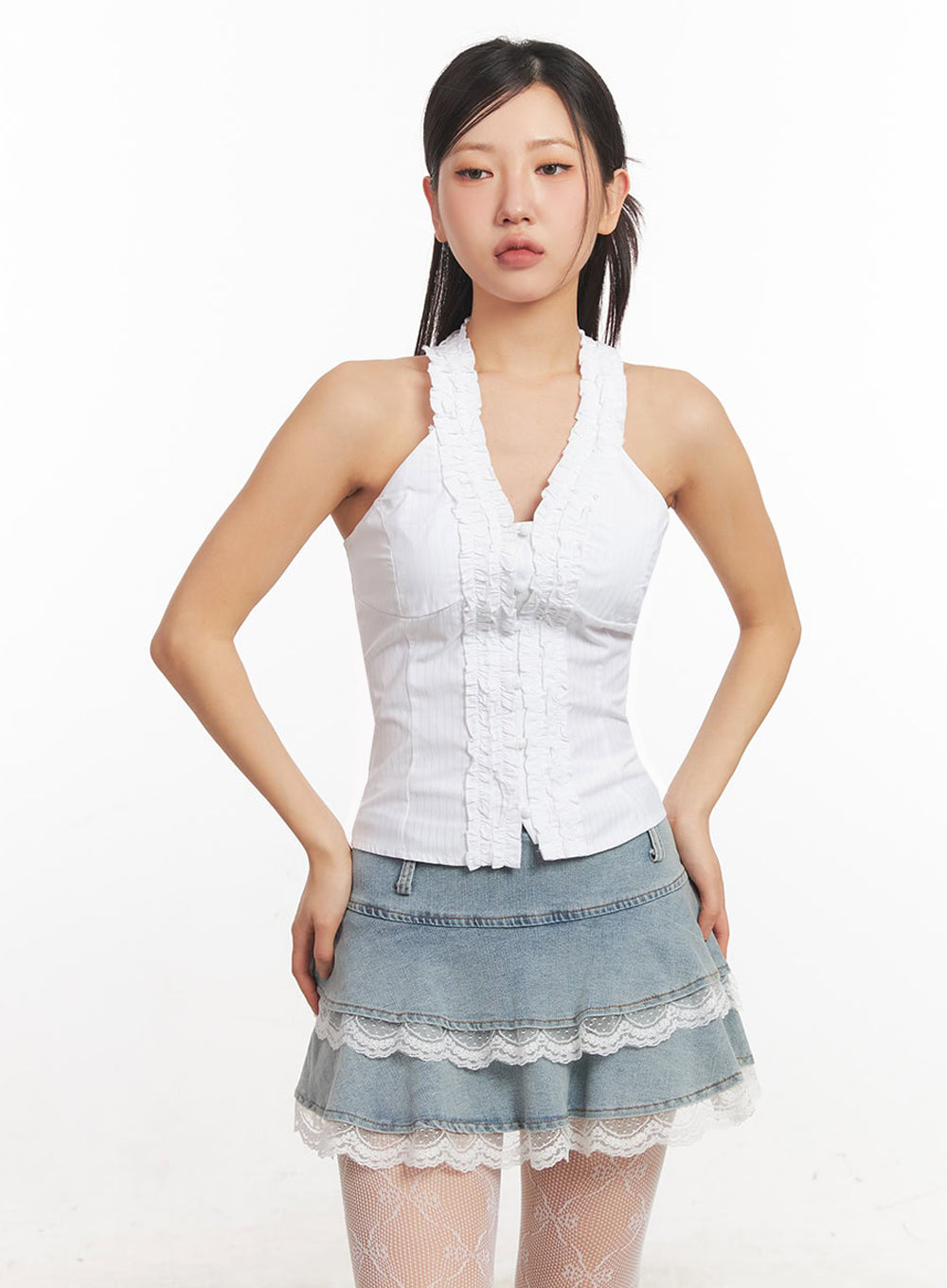 Lace Halter Neck Slim-Fit Top IA525