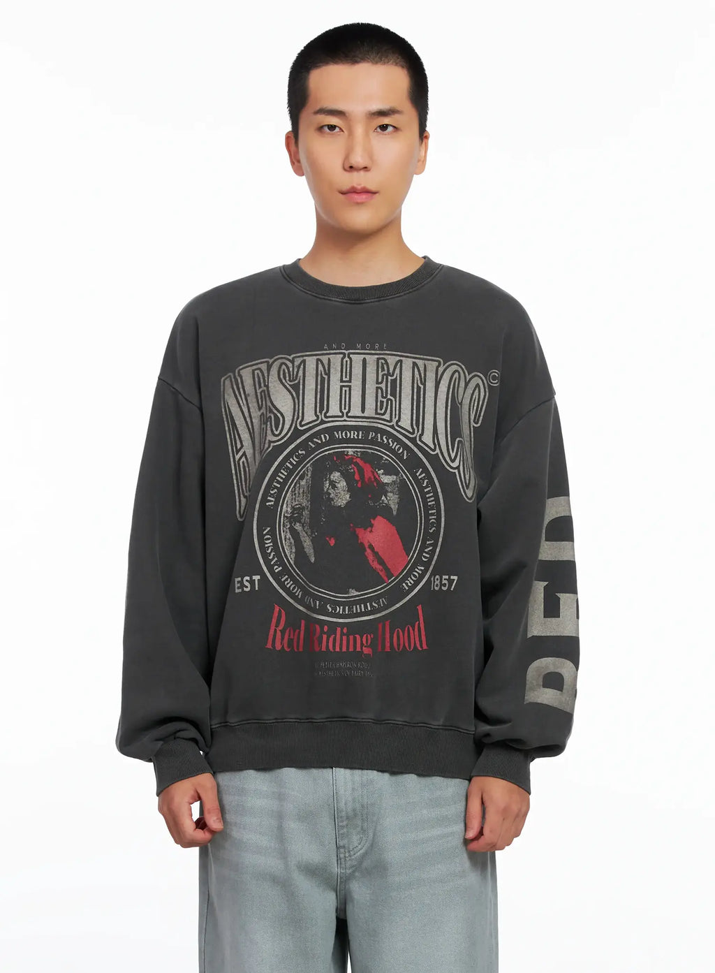 Men's Vintage Red Graphic Crewneck IS509