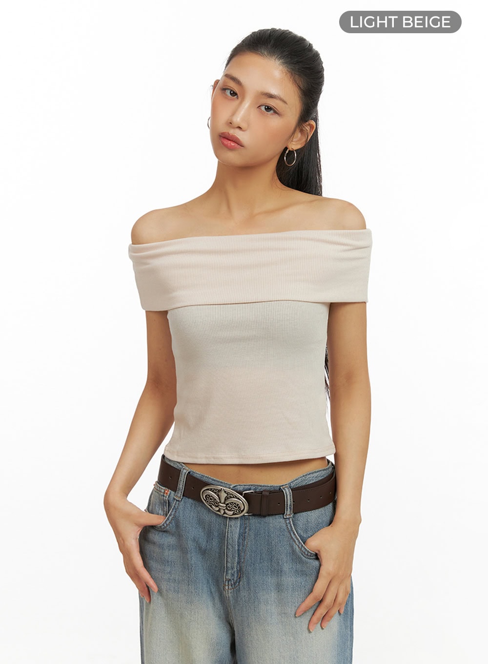 Solid Off Shoulder Crop Top IU412