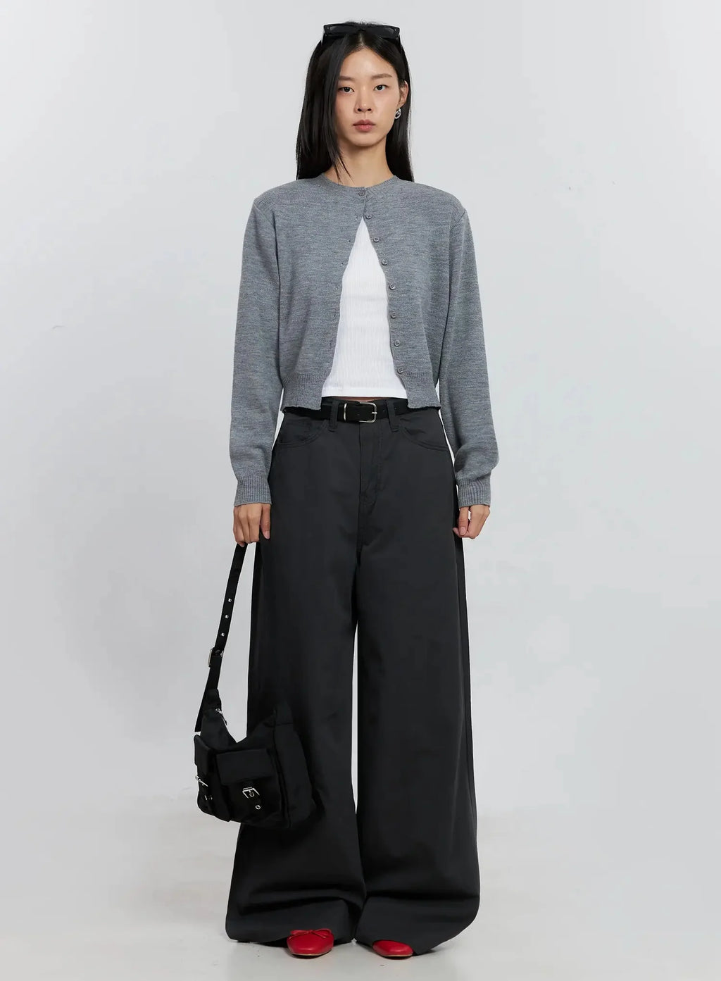 Classic Button-up Cardigan IS515