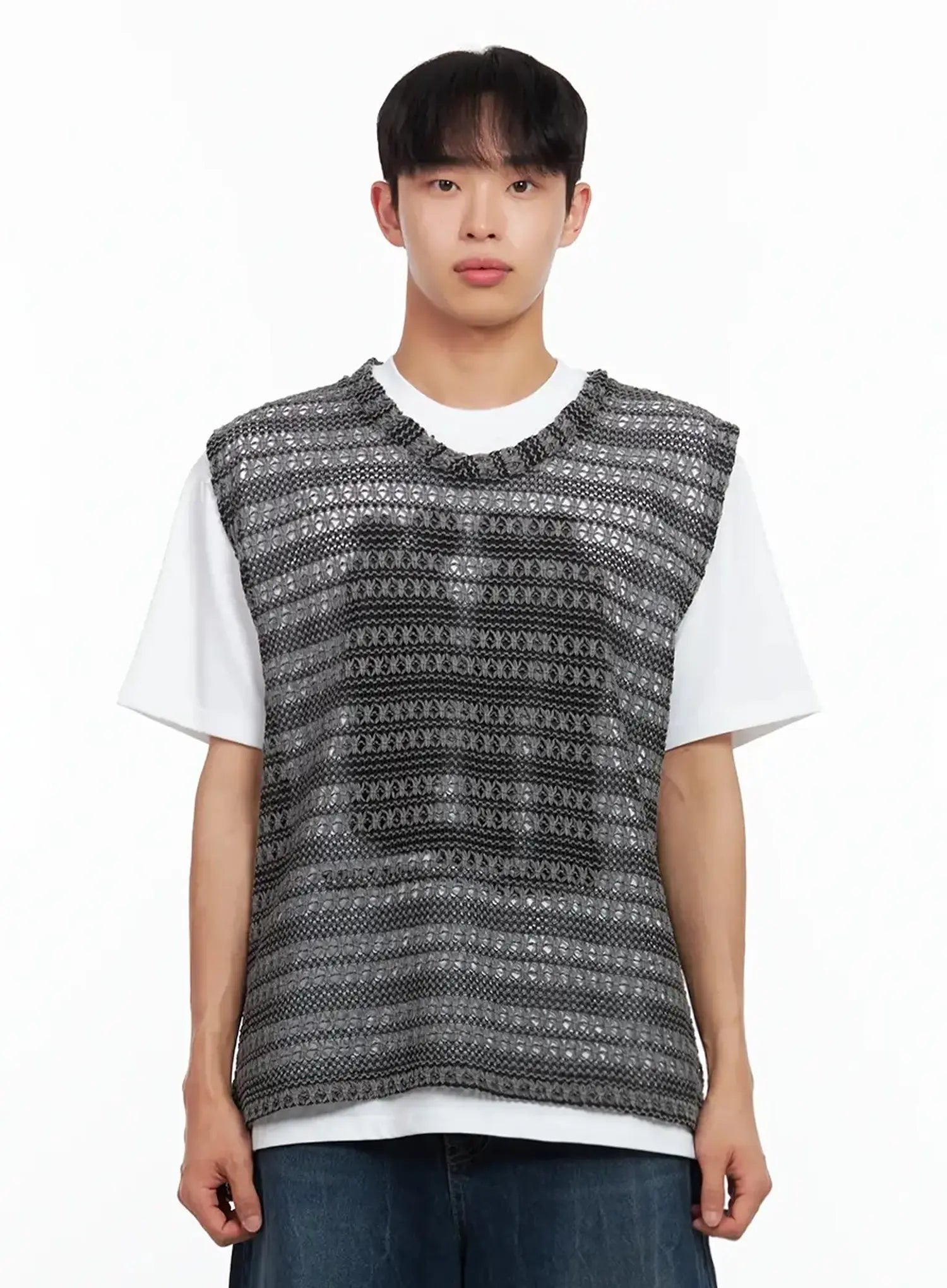 Men's Striped Knit V-Neck Vest IL516