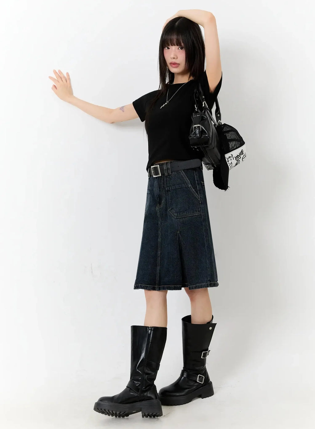 Slim-Fit Cropped Tee IU523