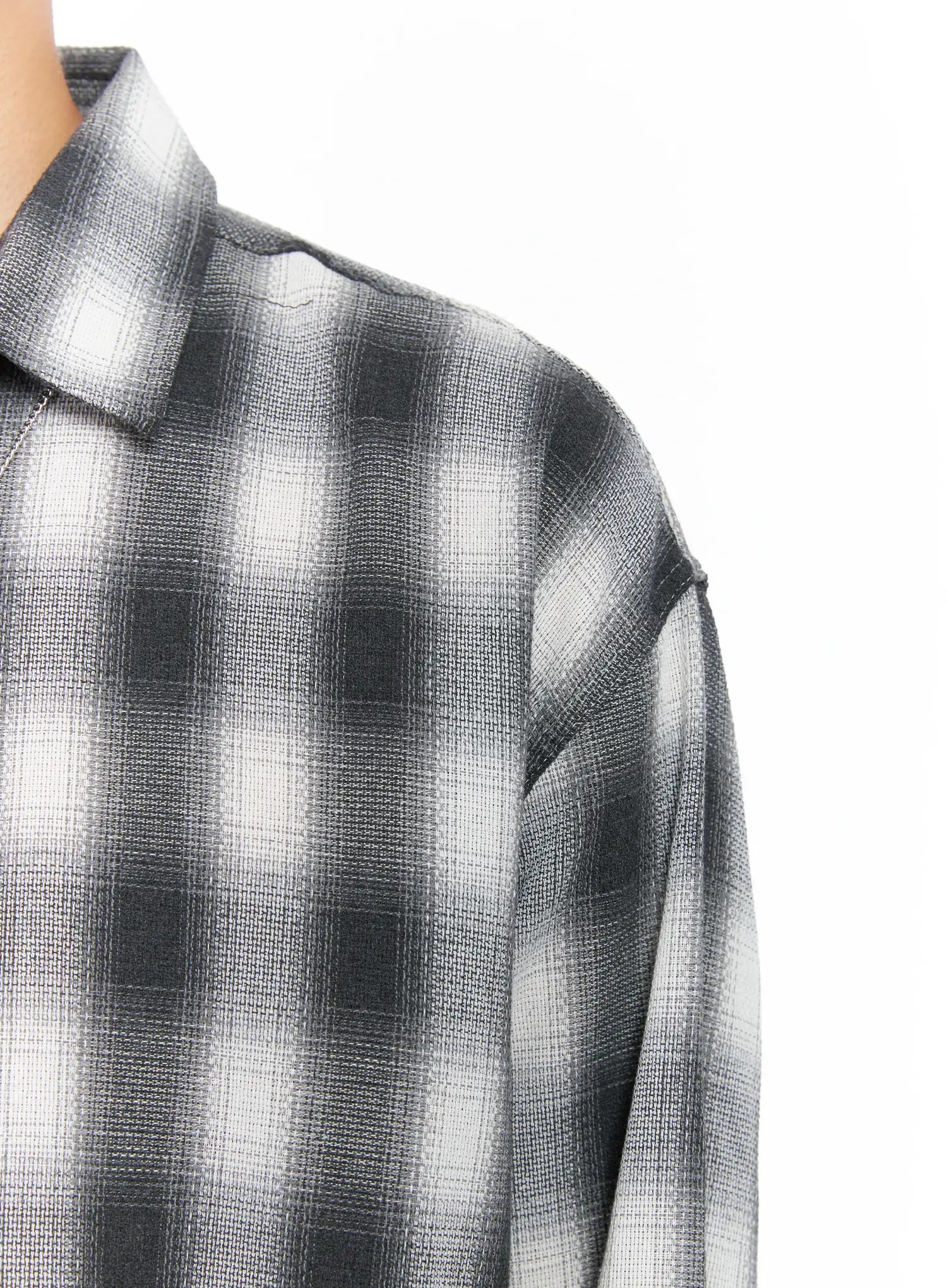 Men's Checkered Button-Up Shirt IS502
