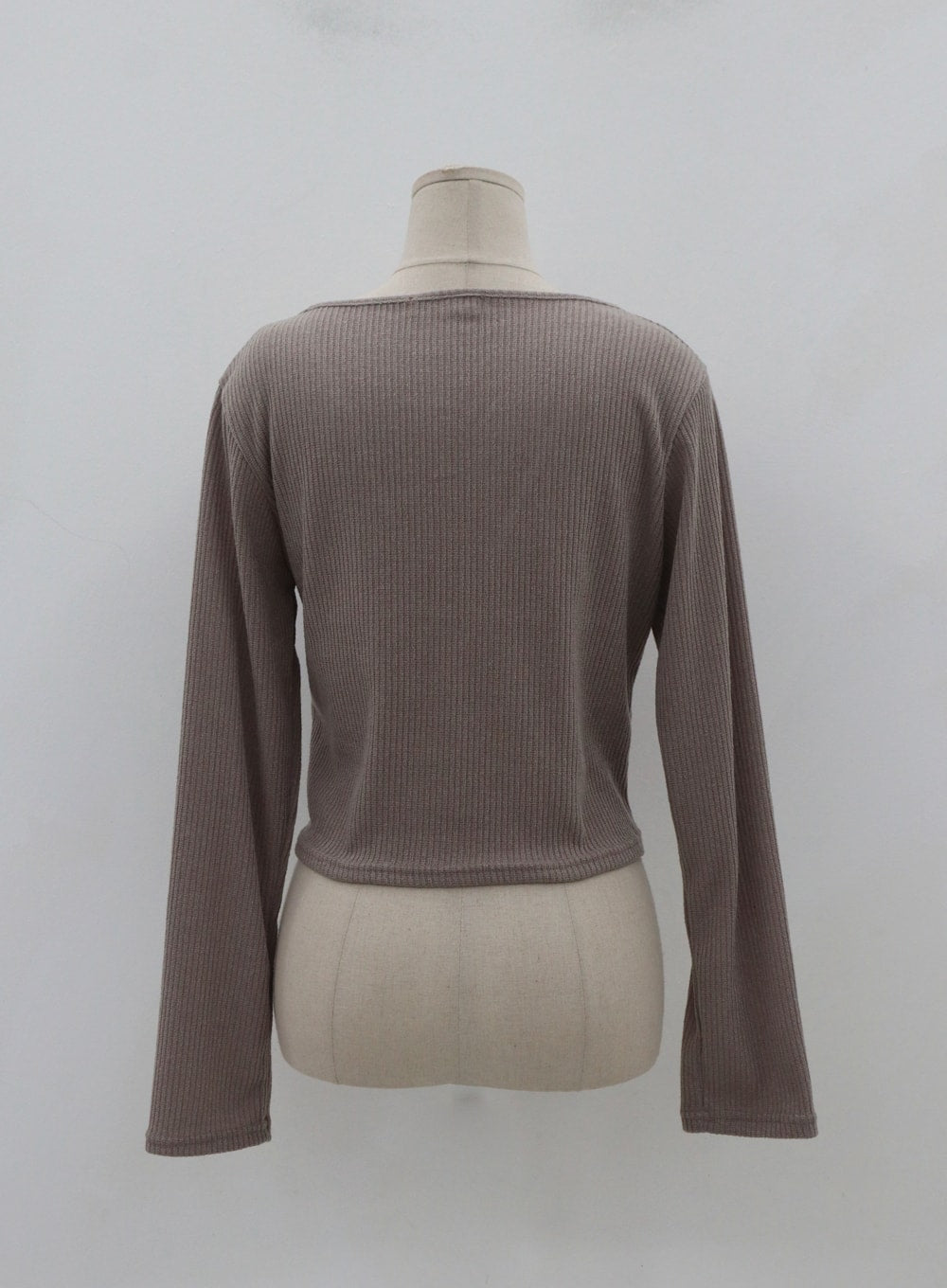 Plus Sexy V-Neck Crop Metal Ring T-Shirt IN04