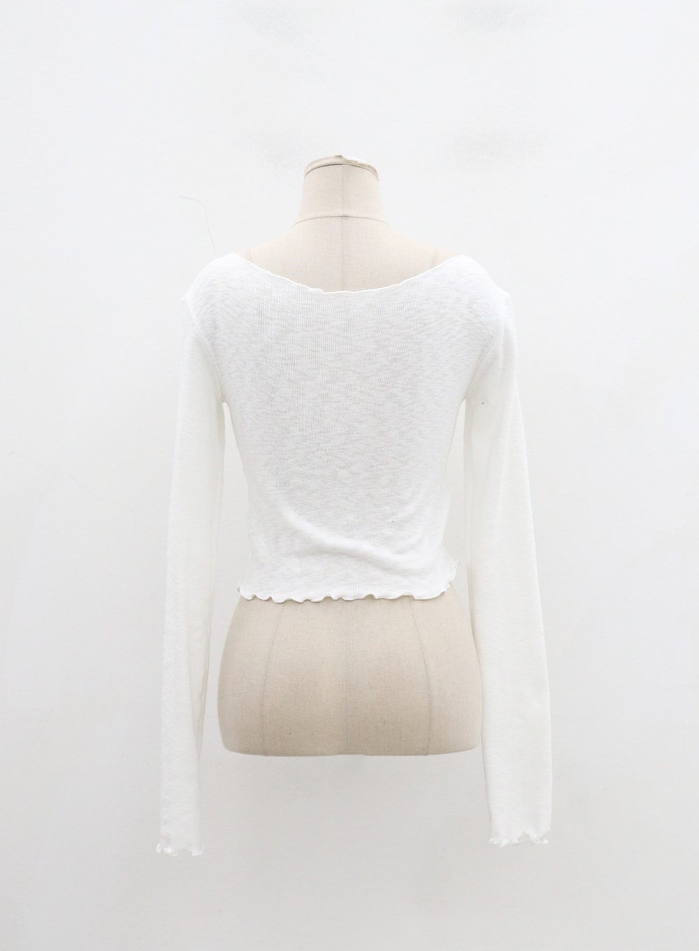 Wavy Off-Shoulder Cropped Top IJ304