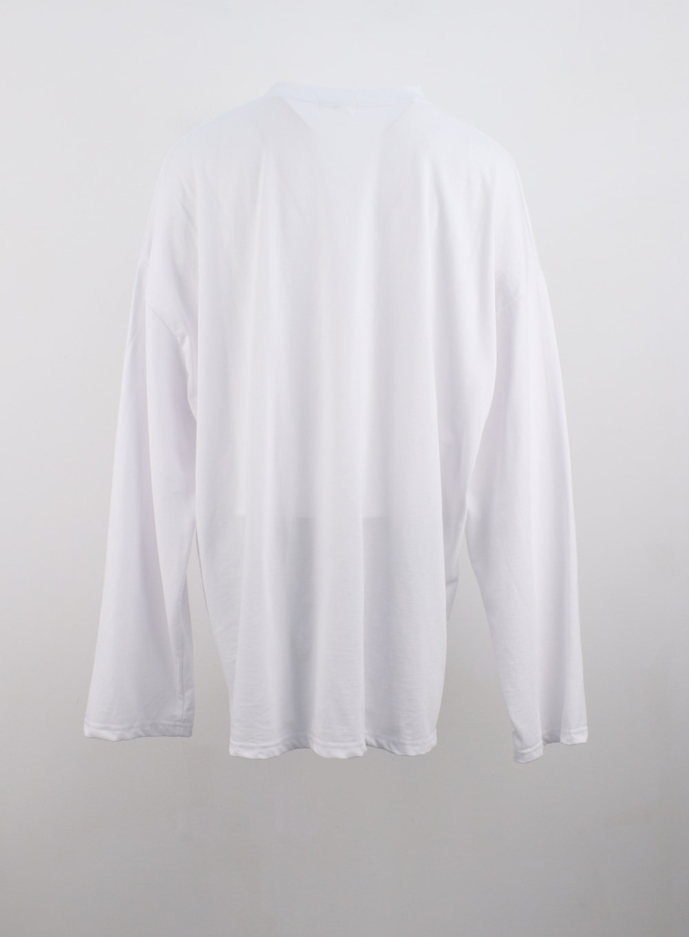 Loose-Fit Basic Long-Sleeve Tee IG320