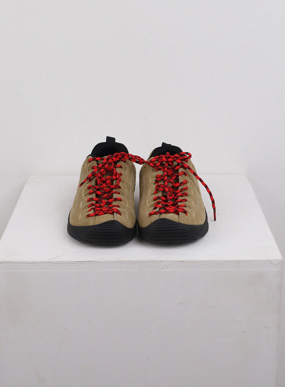 Y2K Lace-Up Sneakers CJ410