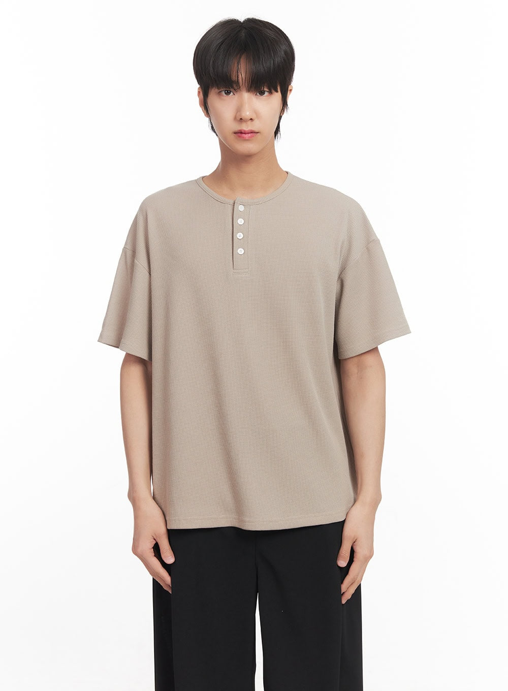 Men's Henley Neck Relaxed-Fit T-Shirt IA510