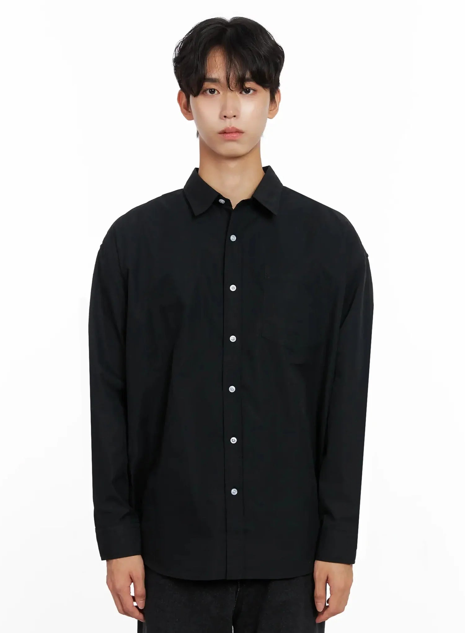 Men's Essential Button-Up Shirt IO517