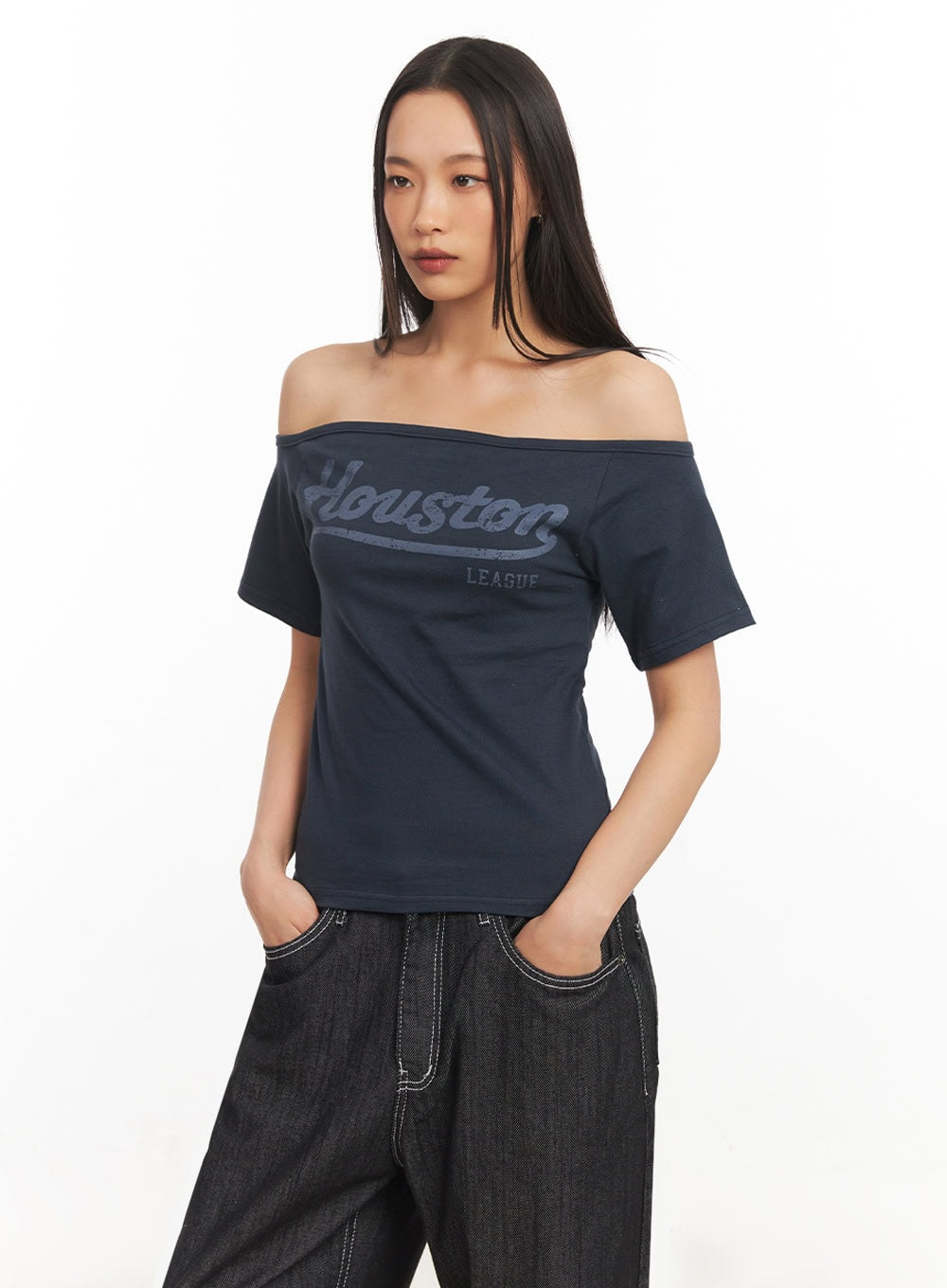 Cotton Graphic Off-Shoulder T-Shirt IA507