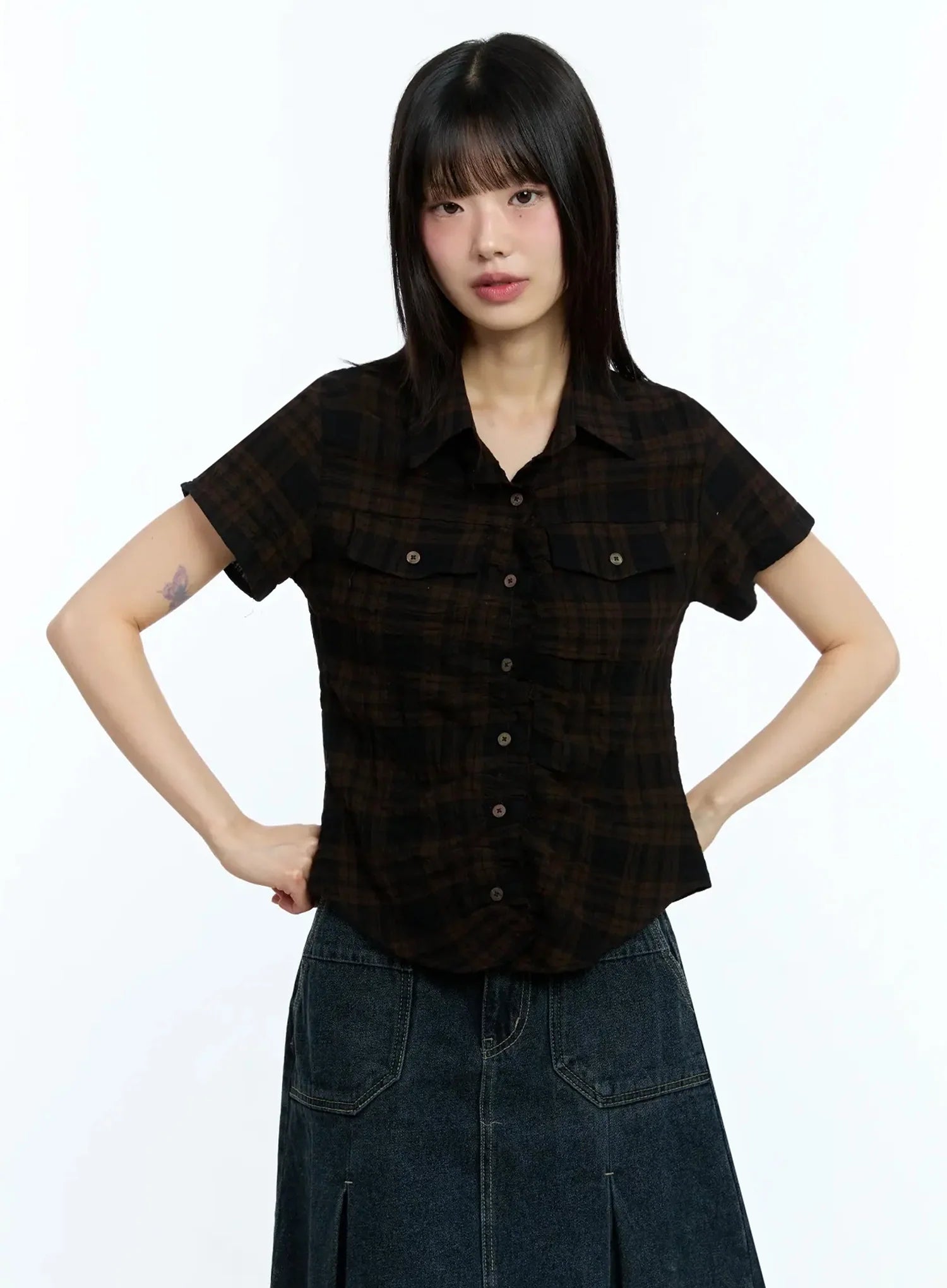 Slim-Fit Plaid Short-Sleeve Shirt IU523