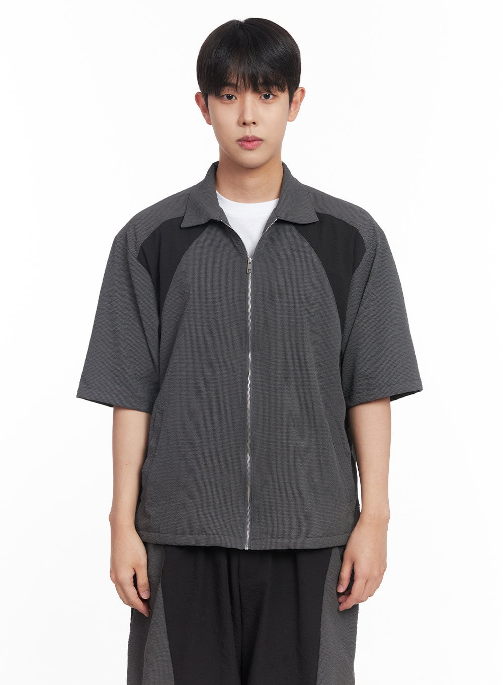 Men's Zip-Up Collared Half-Sleeve Shirt IY520