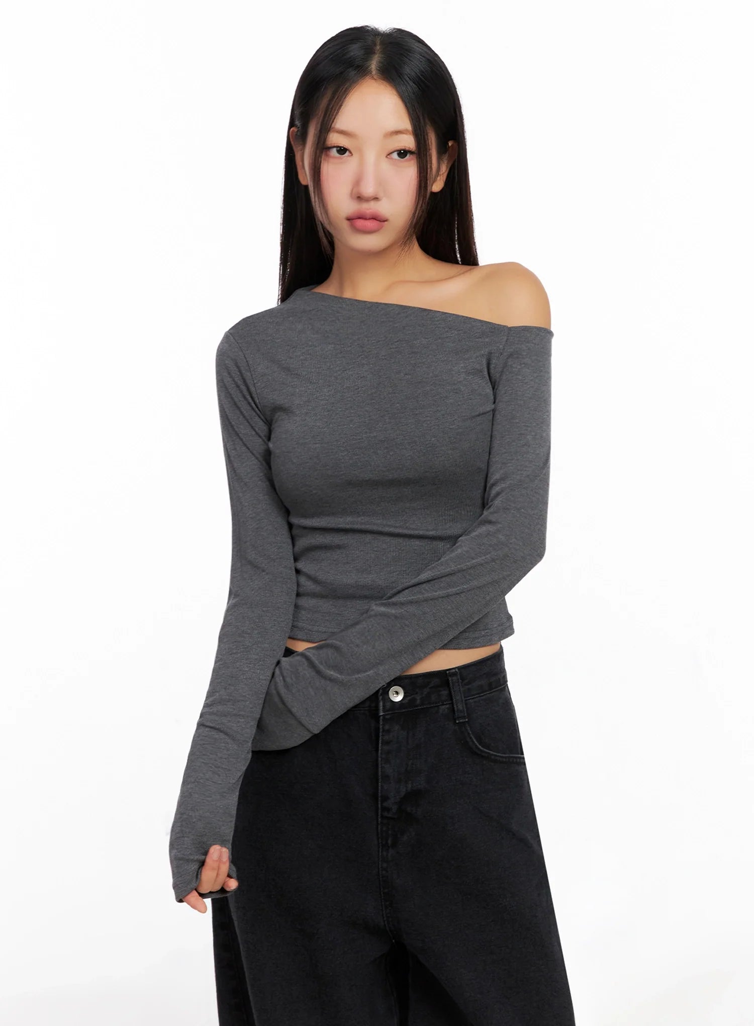 Off-Shoulder Long Sleeve Tee IG528