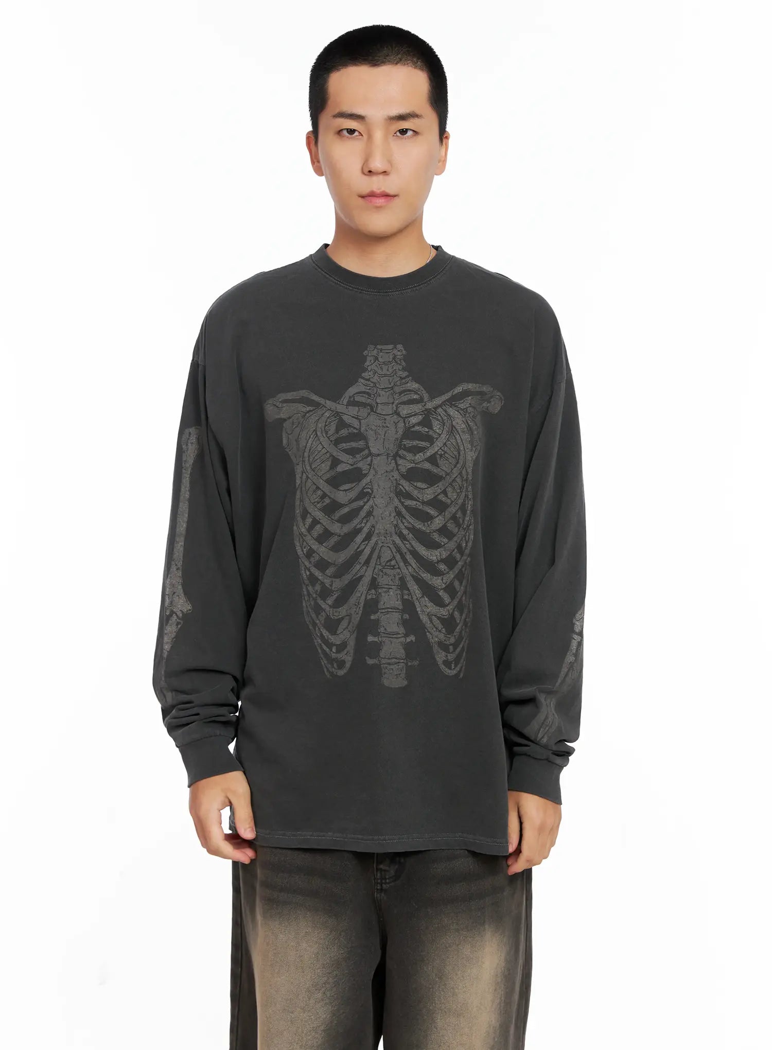 Men's Pigment Graphic Long Sleeve Tee IS502