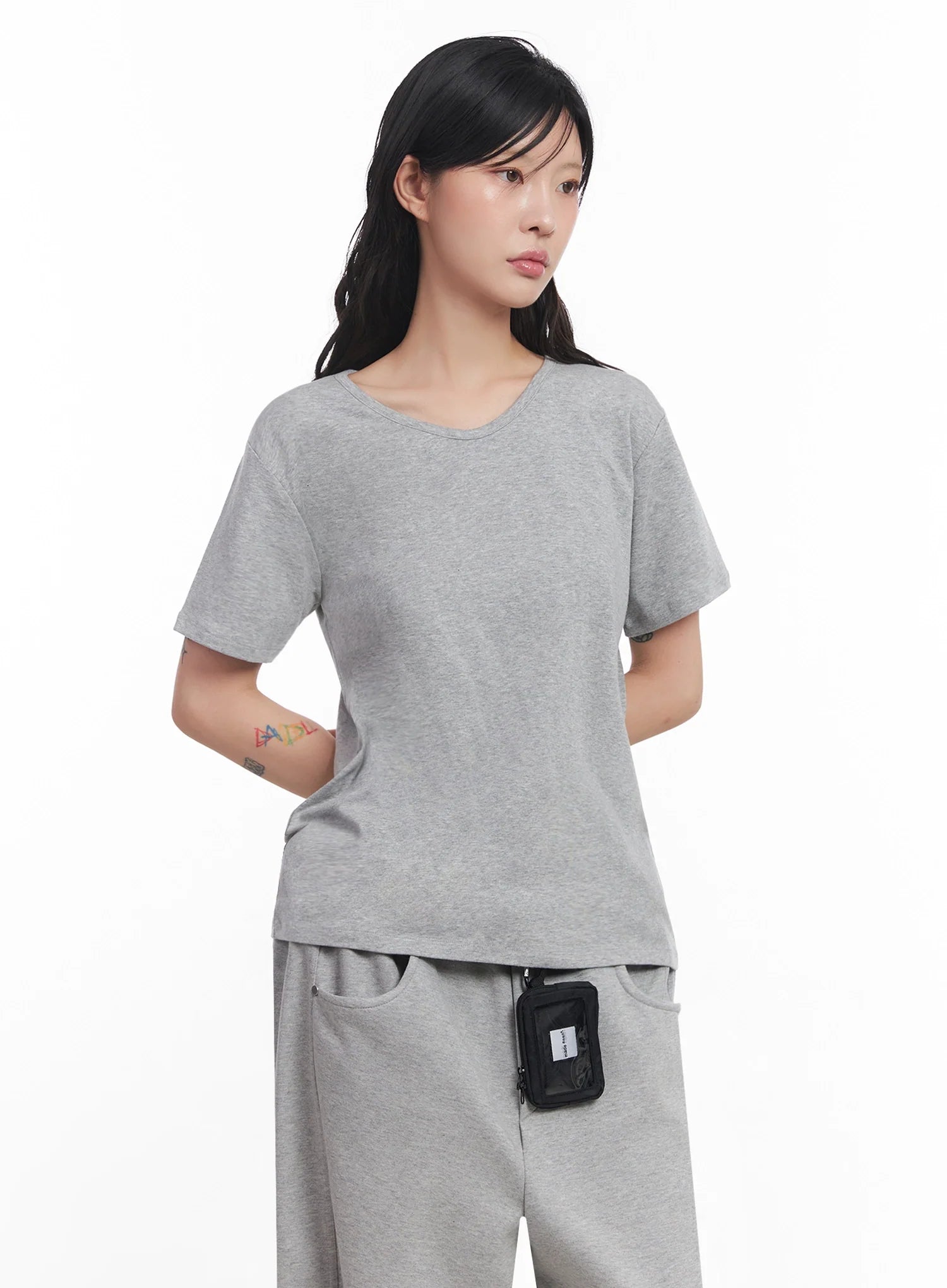 U-Neck Loose-Fit T-Shirt IC503