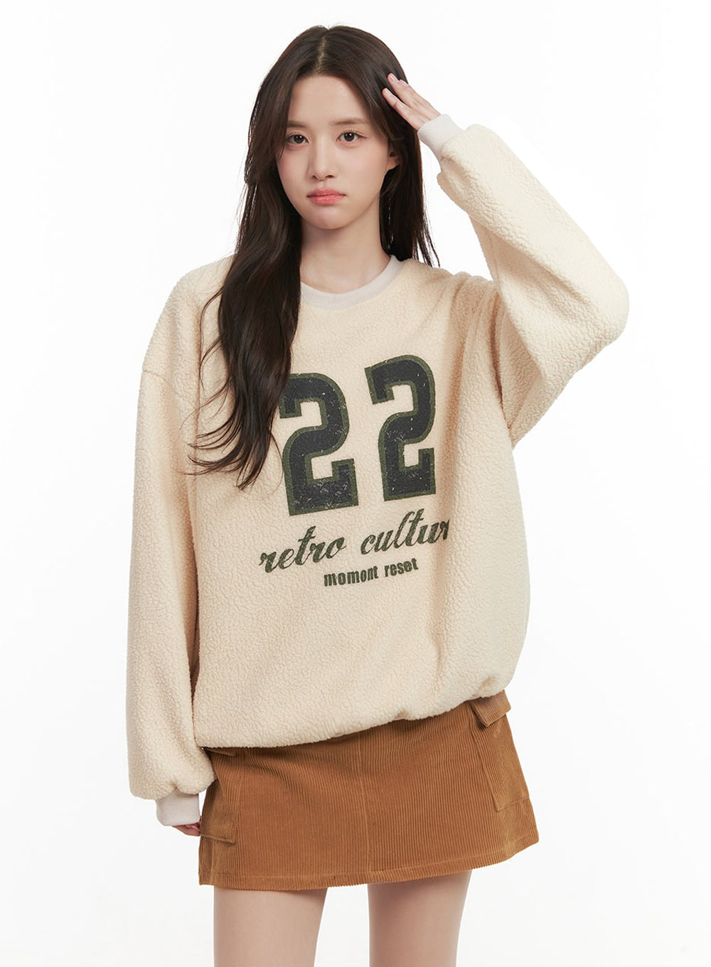Fuzzy Oversized Crew-Neck Sweatshirt IJ510