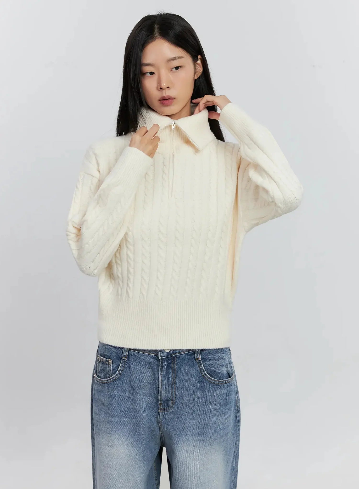 Cable-Knit High-Neck Zip-Up IS515