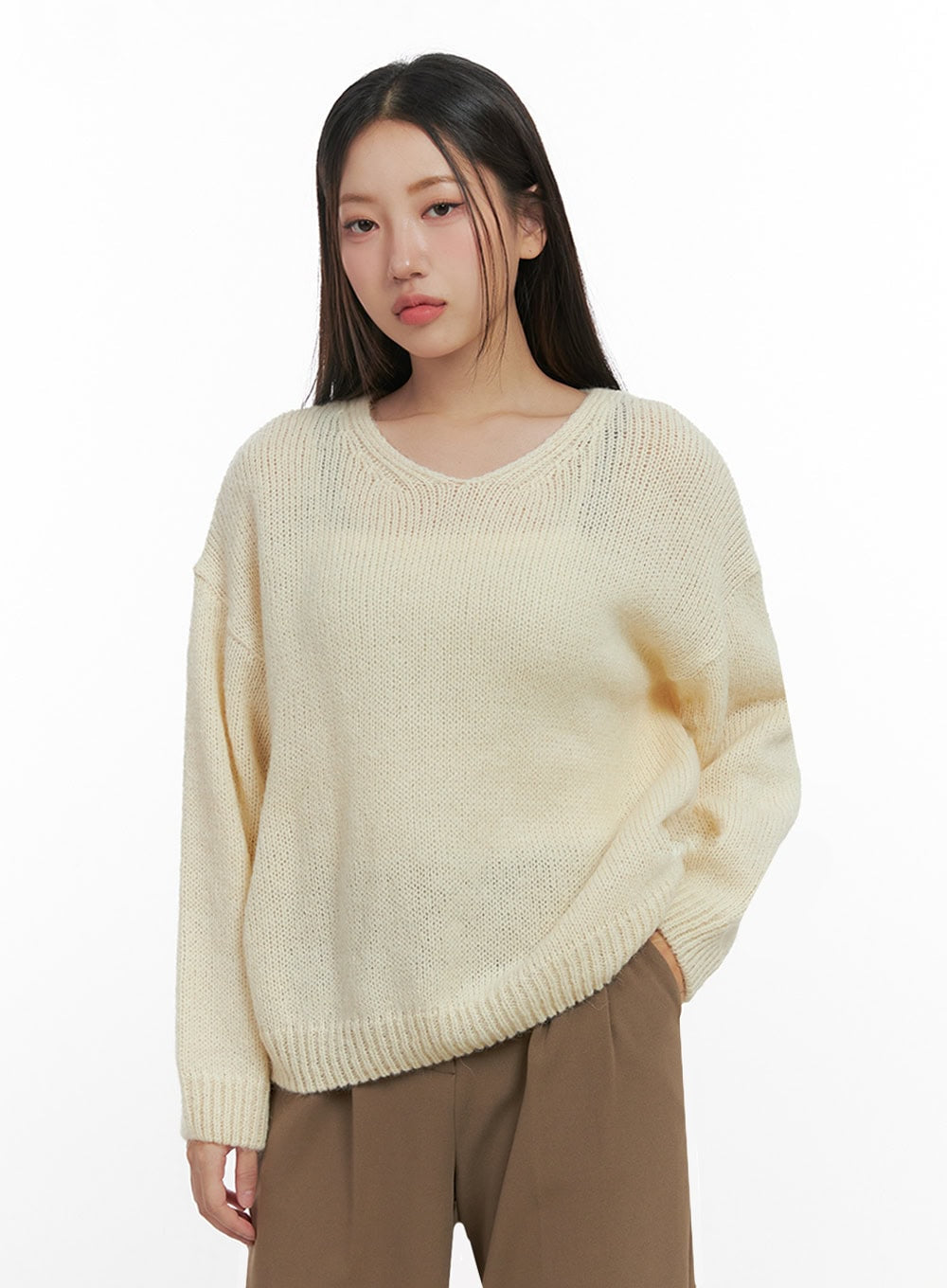 Long Sleeve V-Neck Sweater IN415