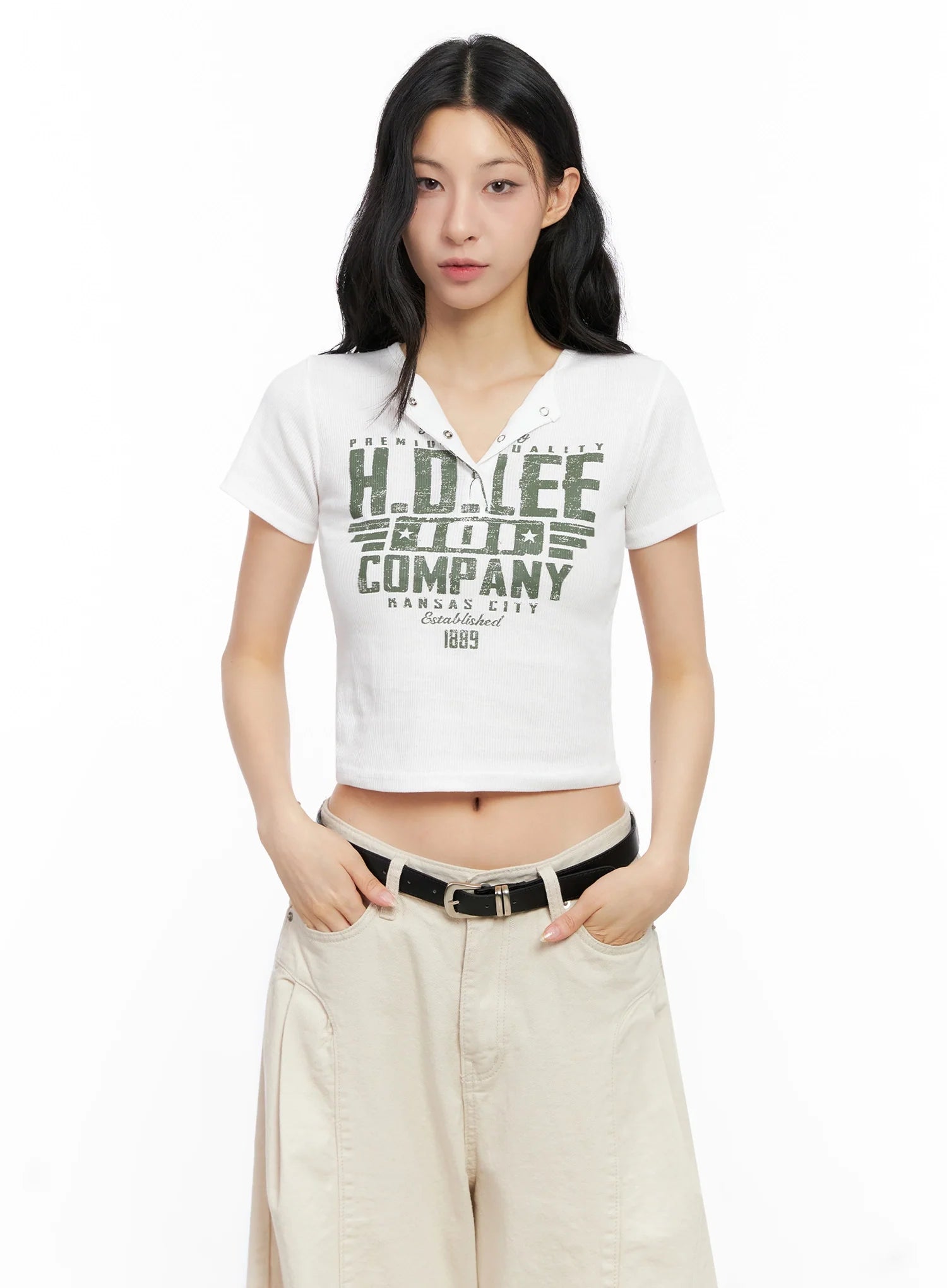 Graphic Snap Collar Crop Tee IG508