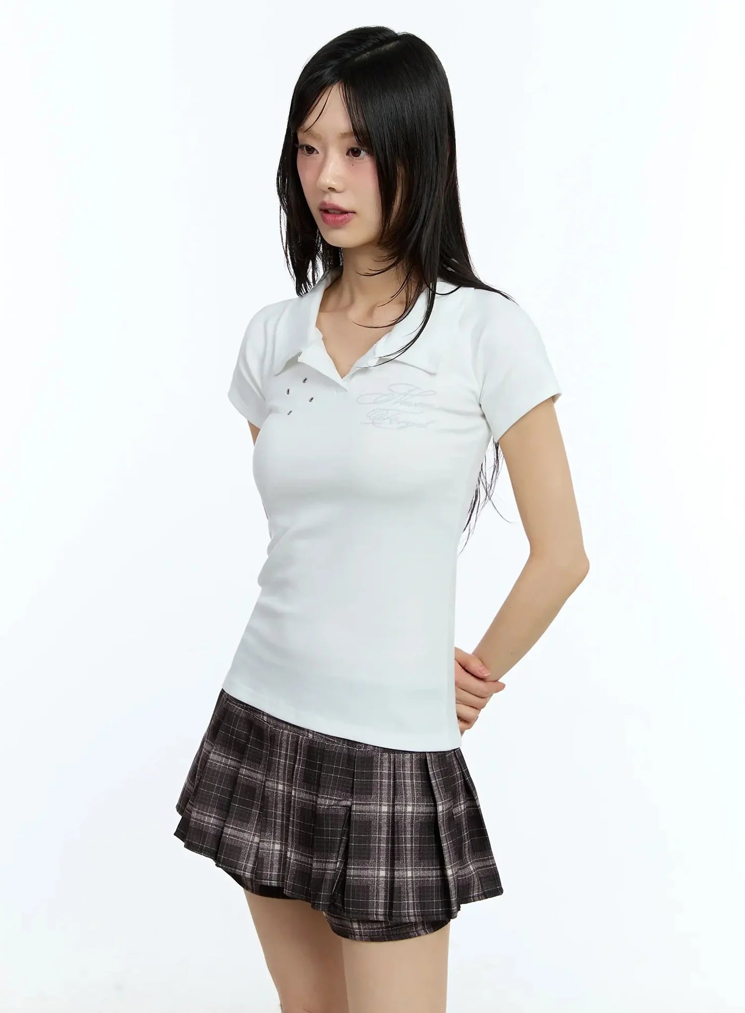 Eyelet Graphic Collared Tee IU524