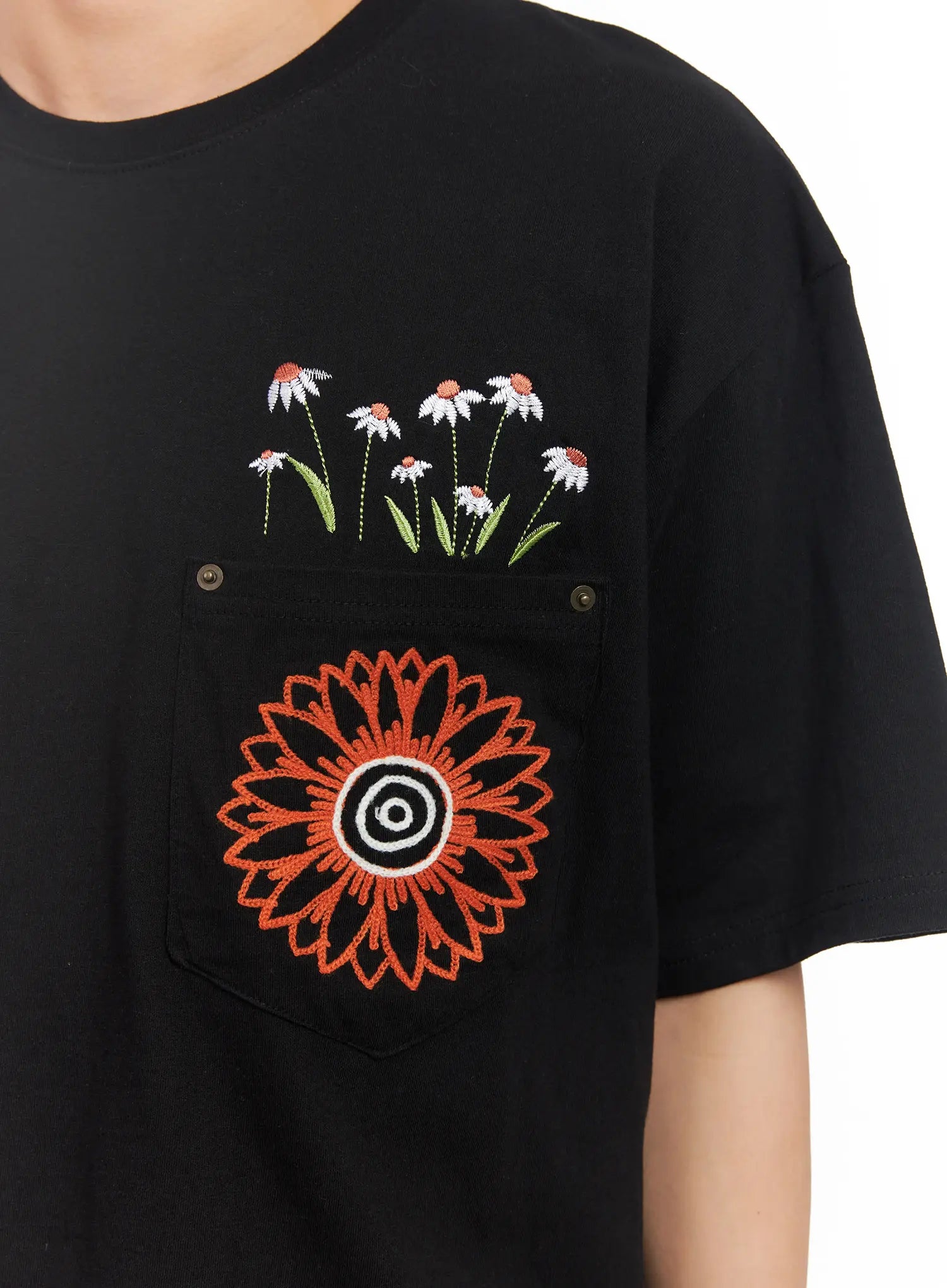 Men's Embroidered Graphic T-Shirt IU519