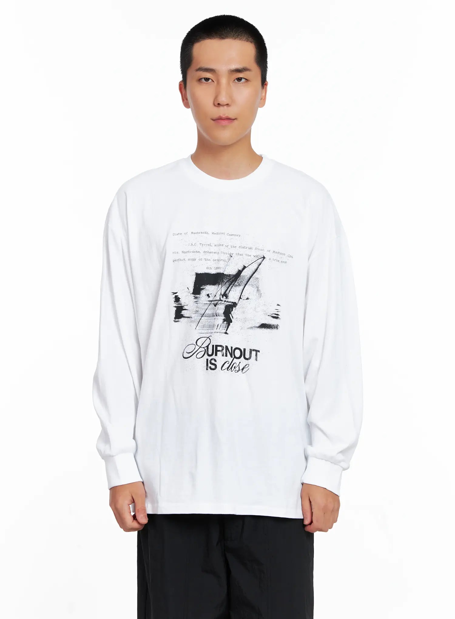 Men's Graphic Long Sleeve Tee IS509