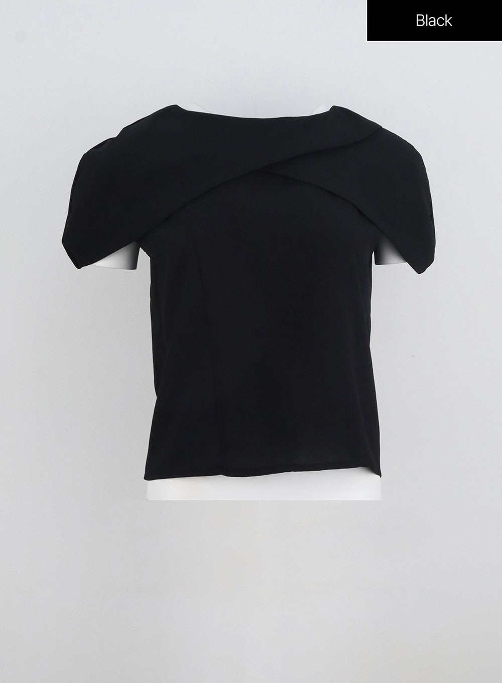 Wide Collar Blouse IL326