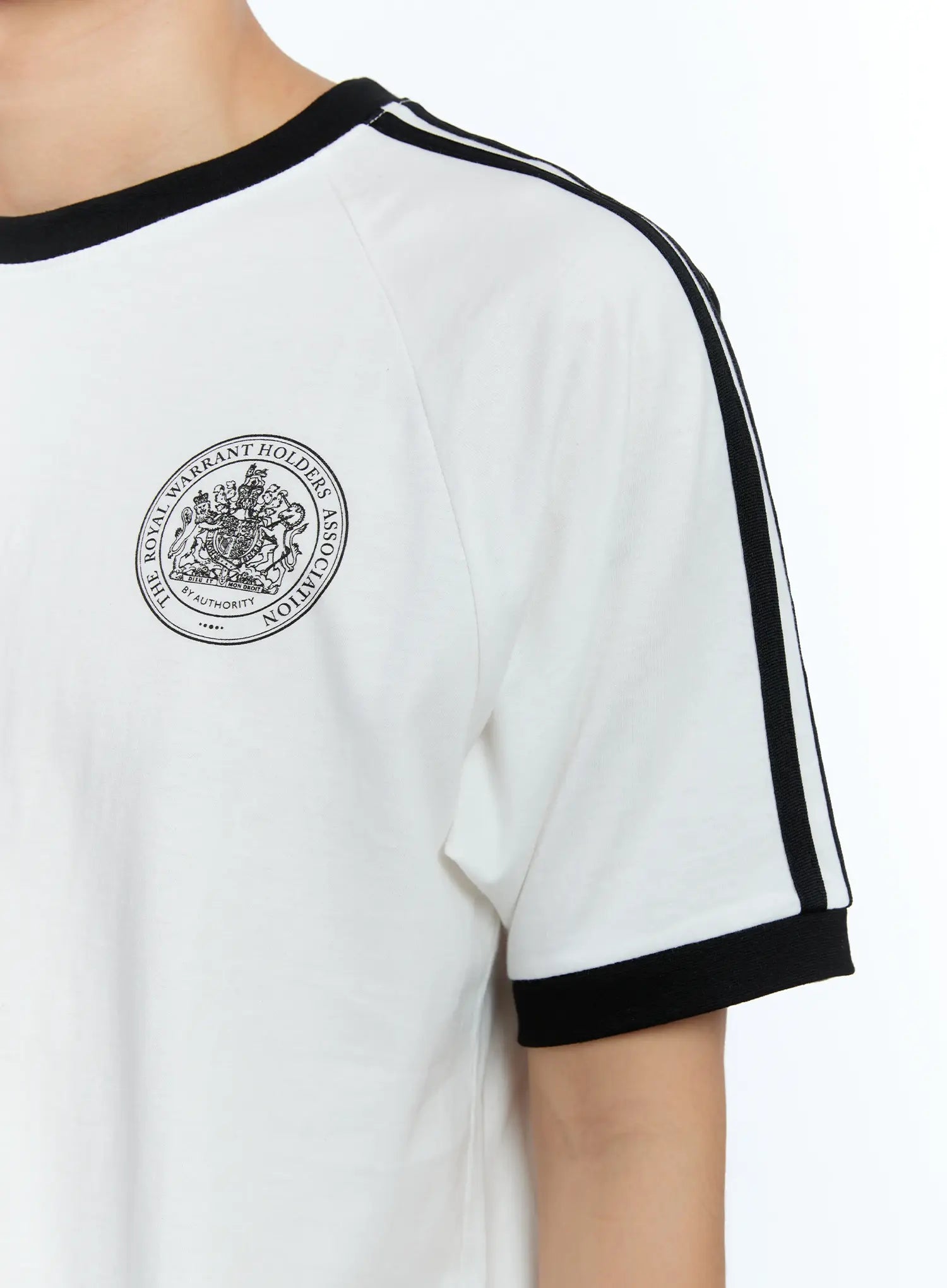 Men's Minimalist Graphic Cotton Tee IG515