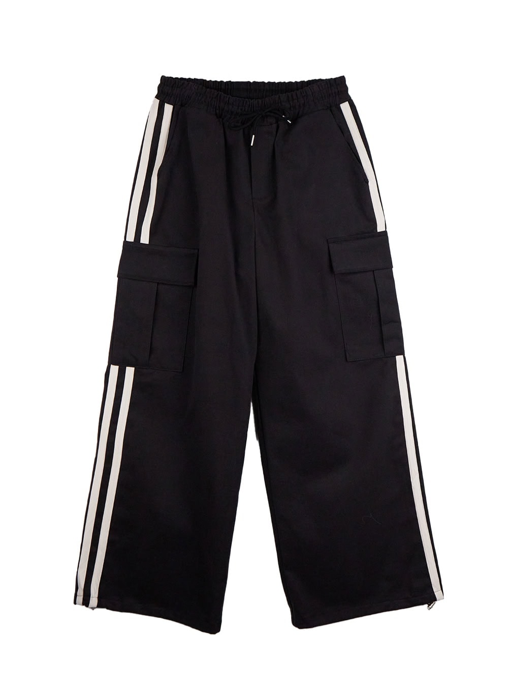 Wide-Fit Cargo Pocket Pants IN427
