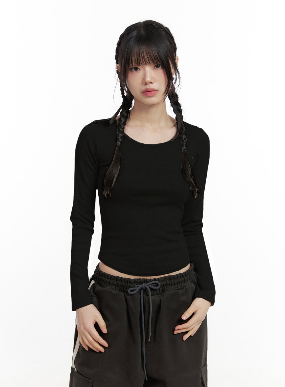 Slim-Fit Cropped U-Neck Top  IN427