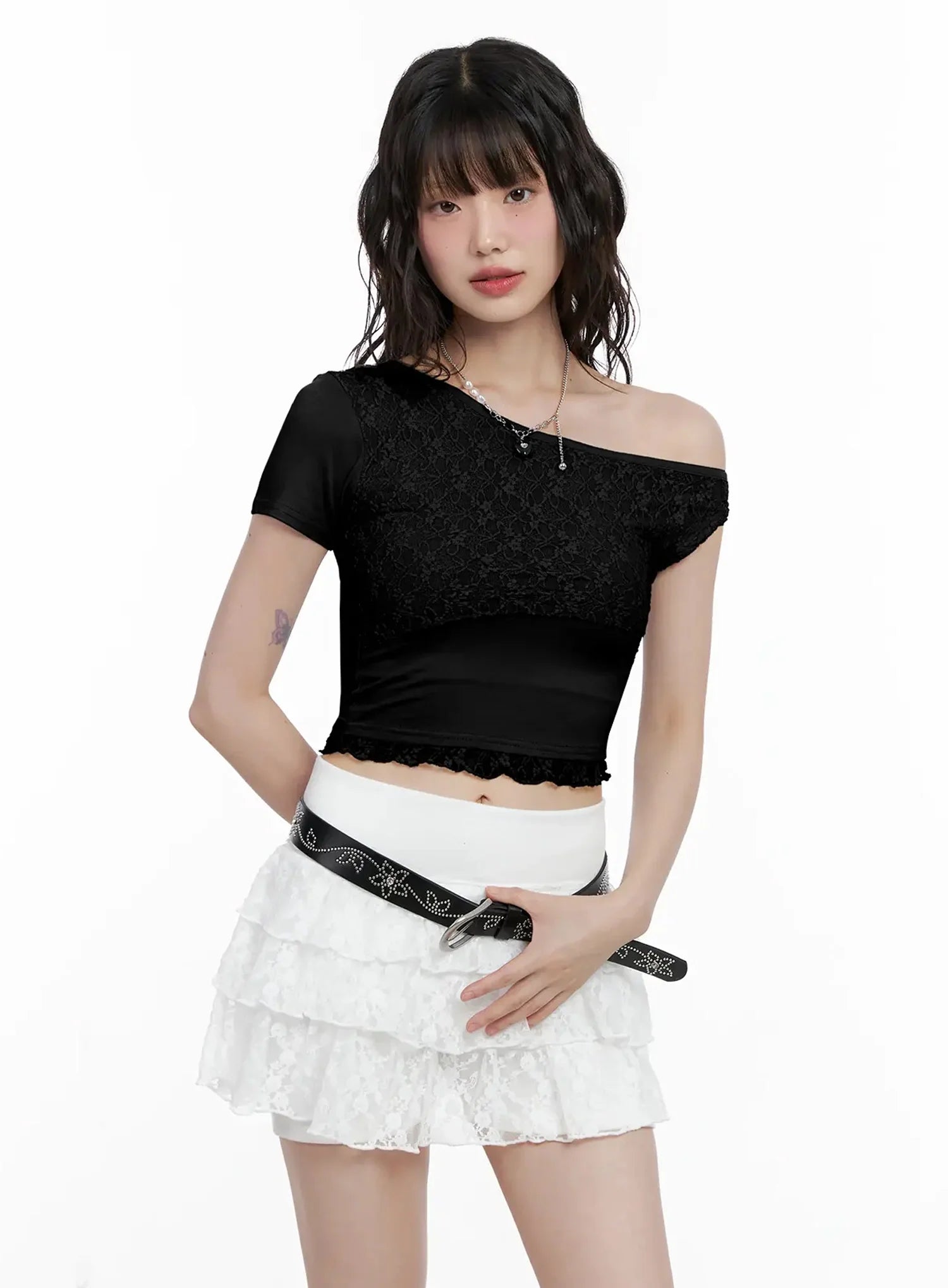 Asymmetric Off-Shoulder Lace-Trim Top IL531