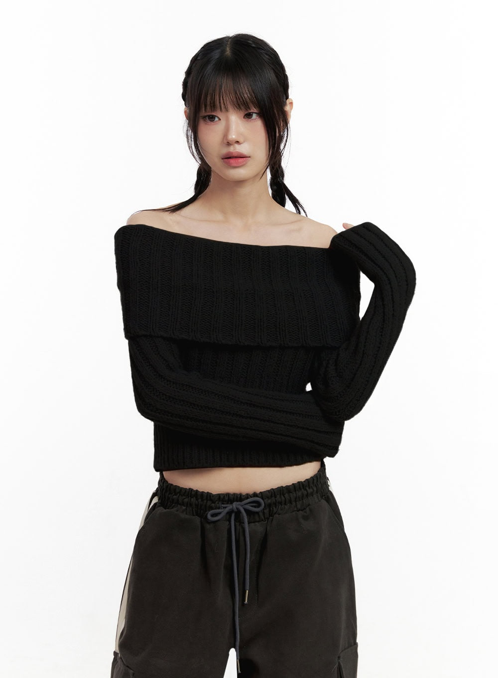 Slim-Fit Off-Shoulder Sweater ID402