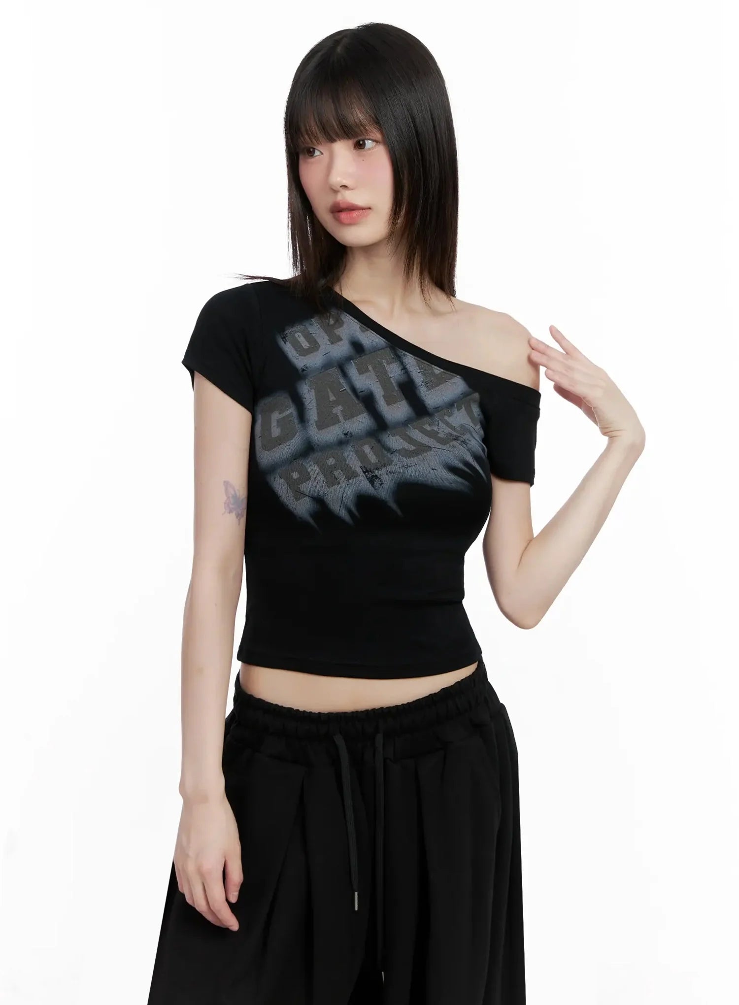 Asymmetric Off-Shoulder Graphic Top IL528